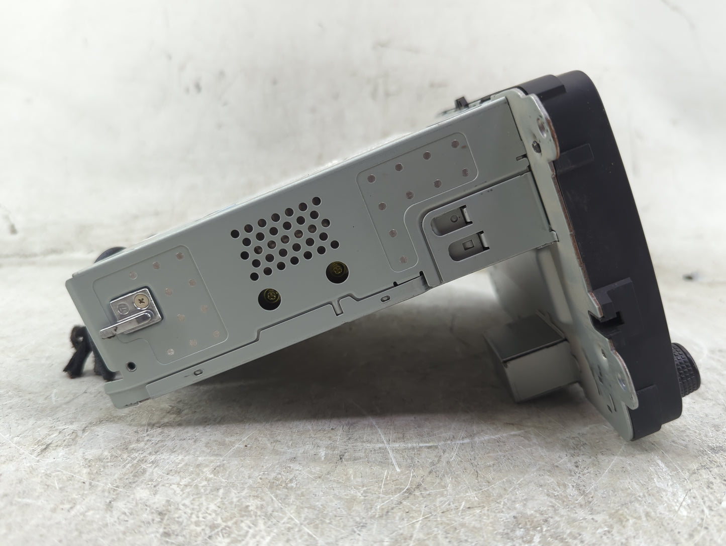 2017 Volkswagen Passat Radio AM FM Cd Player Receiver Replacement P/N:561 035 150 A 561035150A Fits OEM Used Auto Parts - Oe