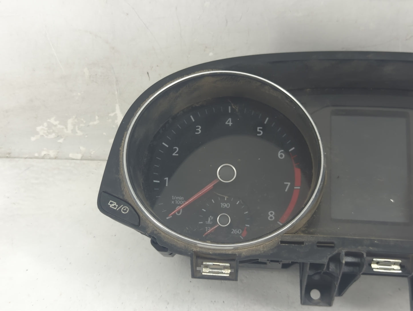 2017-2019 Volkswagen Passat Instrument Cluster Speedometer Gauges P/N:A2C38979000 561920971B, 2802068652 Fits Fits 2017 2018