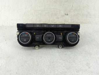 compare product 2016-2018 Volkswagen Passat Climate Control Module Temperature AC/Heater Replacement P/N:561907044BE 5HB01234409 Fits OEM Used Auto Parts