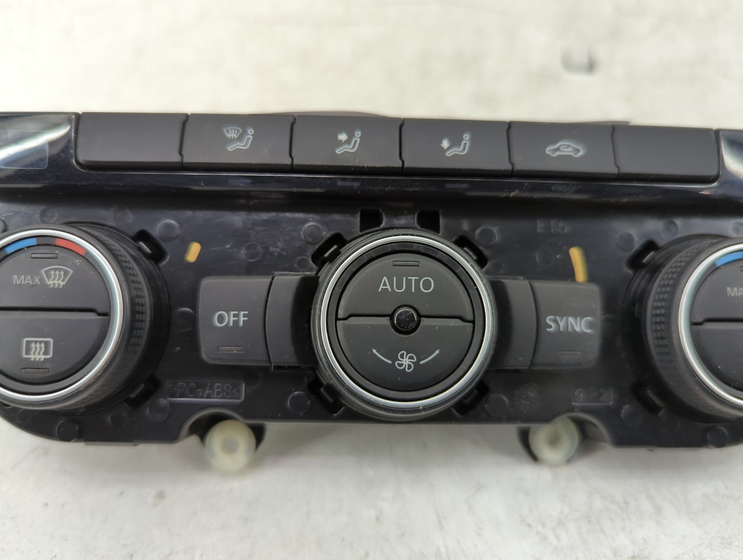 2016-2018 Volkswagen Passat Climate Control Module Temperature AC/Heater Replacement P/N:561907044BE 5HB01234409 Fits OEM Us