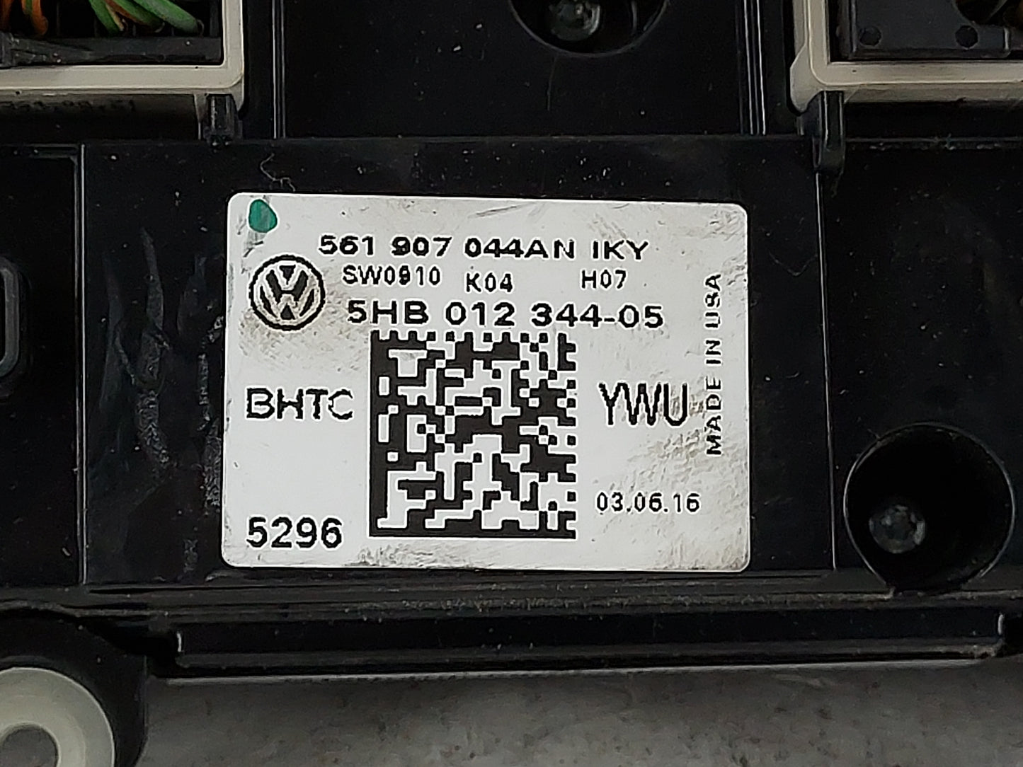 2016-2018 Volkswagen Passat Climate Control Module Temperature AC/Heater Replacement P/N:561907044AN 5HB01234405 Fits OEM Us