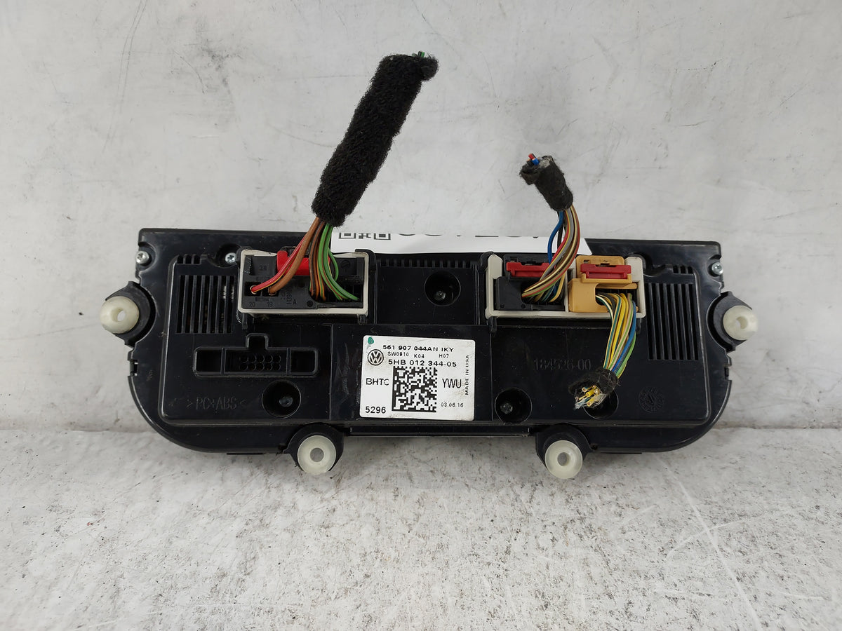 2016-2018 Volkswagen Passat Climate Control Module Temperature AC/Heater Replacement P/N:561907044AN 5HB01234405 Fits OEM Us