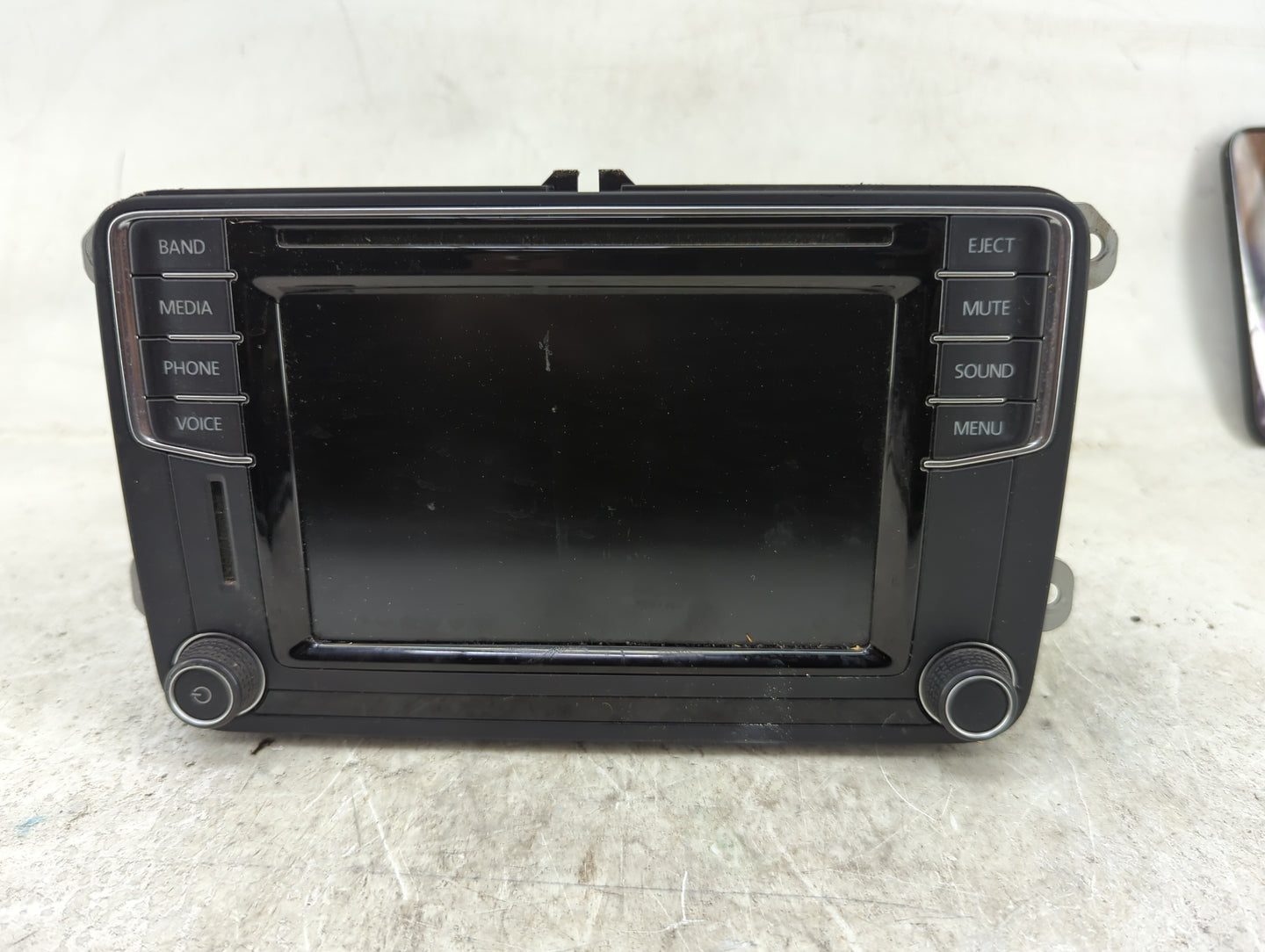 2017 Volkswagen Passat Radio AM FM Cd Player Receiver Replacement P/N:561035150A Fits OEM Used Auto Parts - Oemusedautoparts