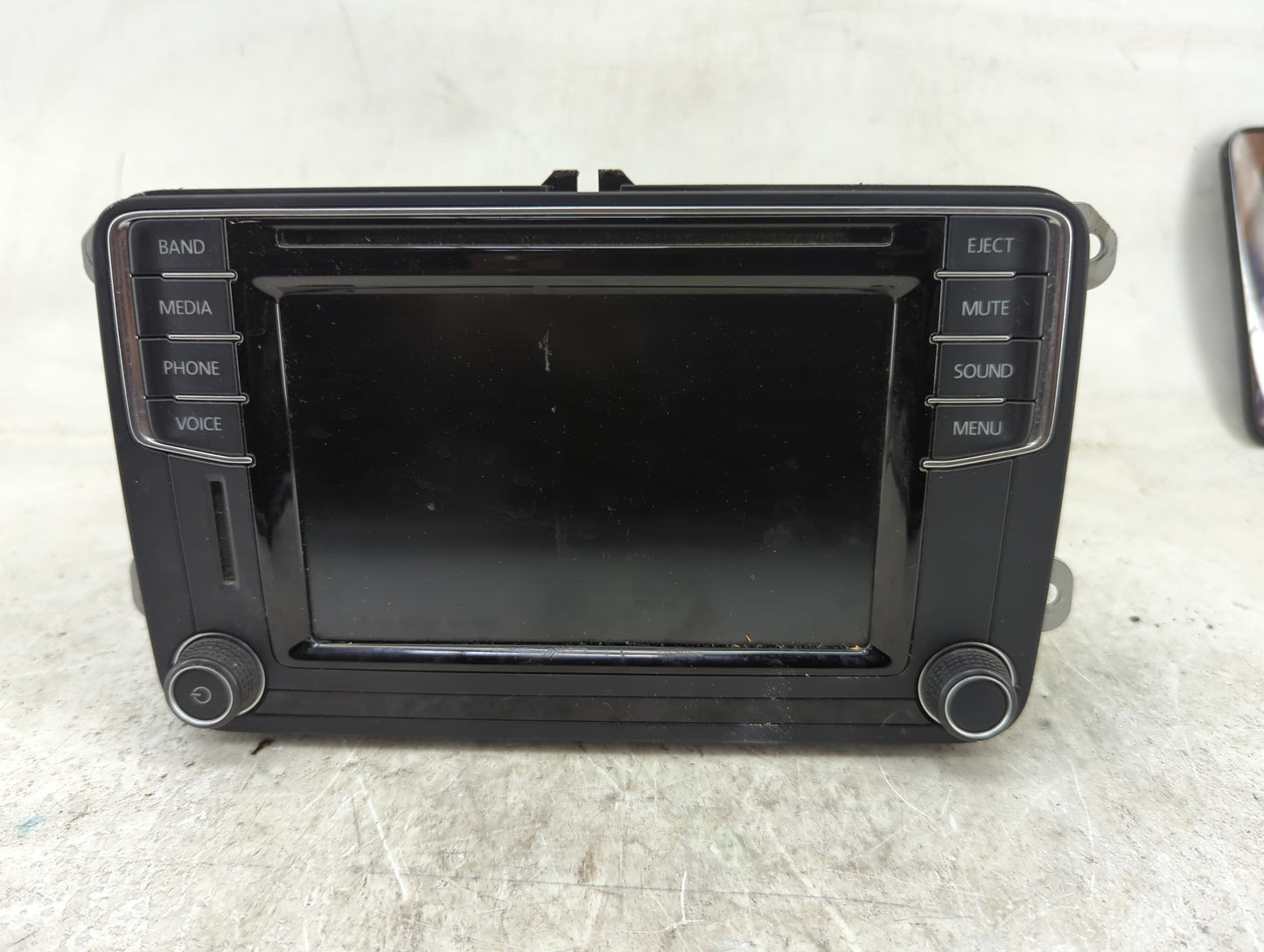 2017 Volkswagen Passat Radio AM FM Cd Player Receiver Replacement P/N:561035150A Fits OEM Used Auto Parts - Oemusedautoparts