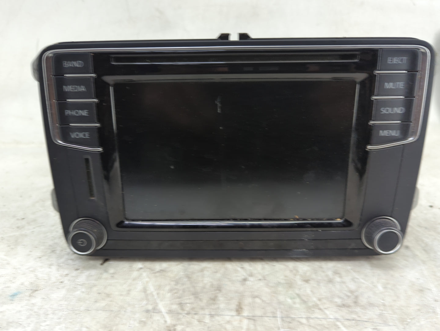 2017 Volkswagen Passat Radio AM FM Cd Player Receiver Replacement P/N:561035150A Fits OEM Used Auto Parts - Oemusedautoparts