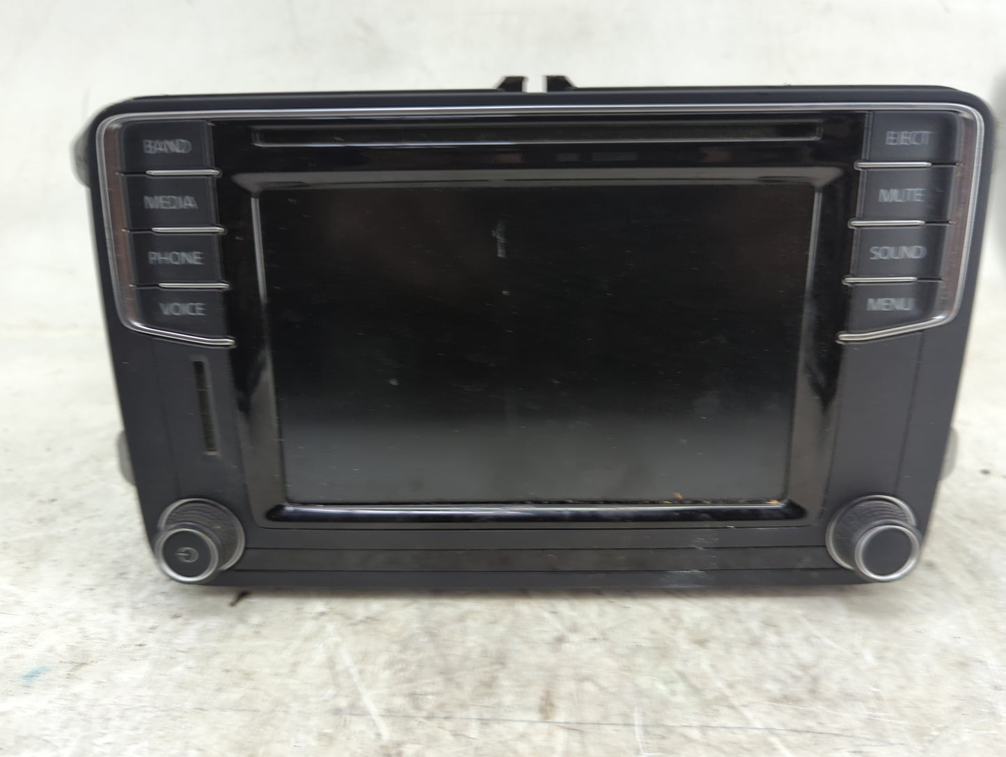 2017 Volkswagen Passat Radio AM FM Cd Player Receiver Replacement P/N:561035150A Fits OEM Used Auto Parts - Oemusedautoparts