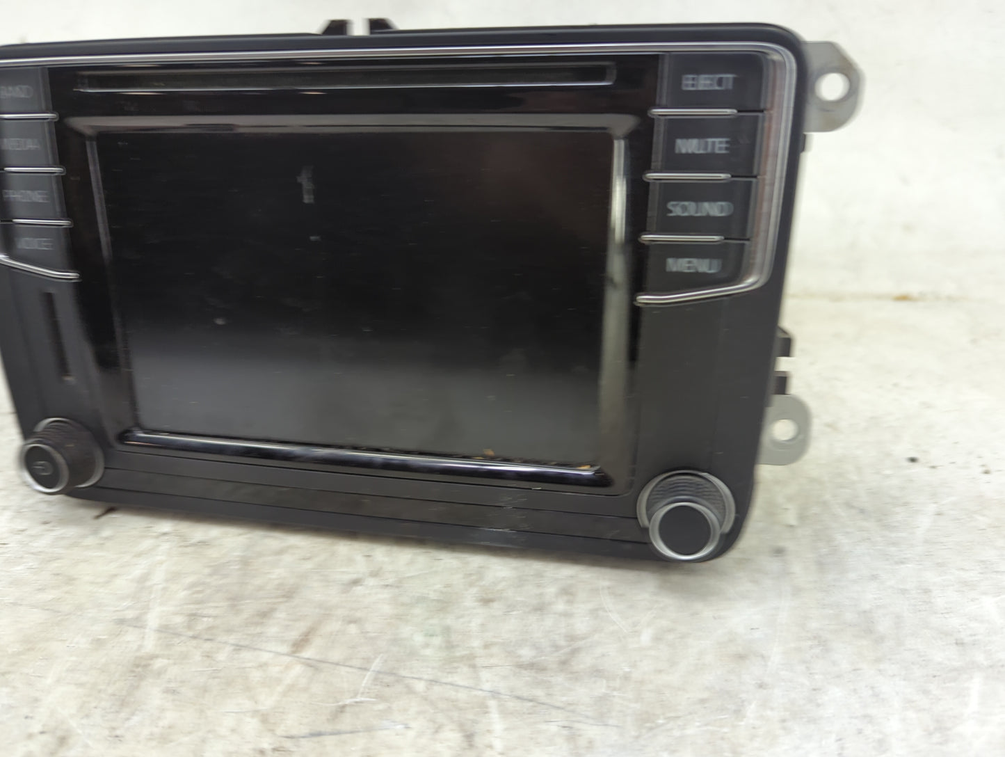 2017 Volkswagen Passat Radio AM FM Cd Player Receiver Replacement P/N:561035150A Fits OEM Used Auto Parts - Oemusedautoparts