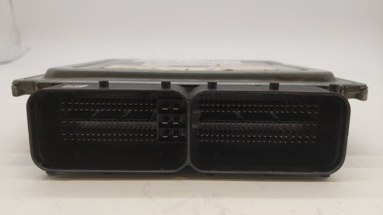 2017 Volkswagen Passat PCM Engine Control Computer ECU ECM PCU OEM P/N:06K 907 425 C Fits OEM Used Auto Parts - Oemusedautop