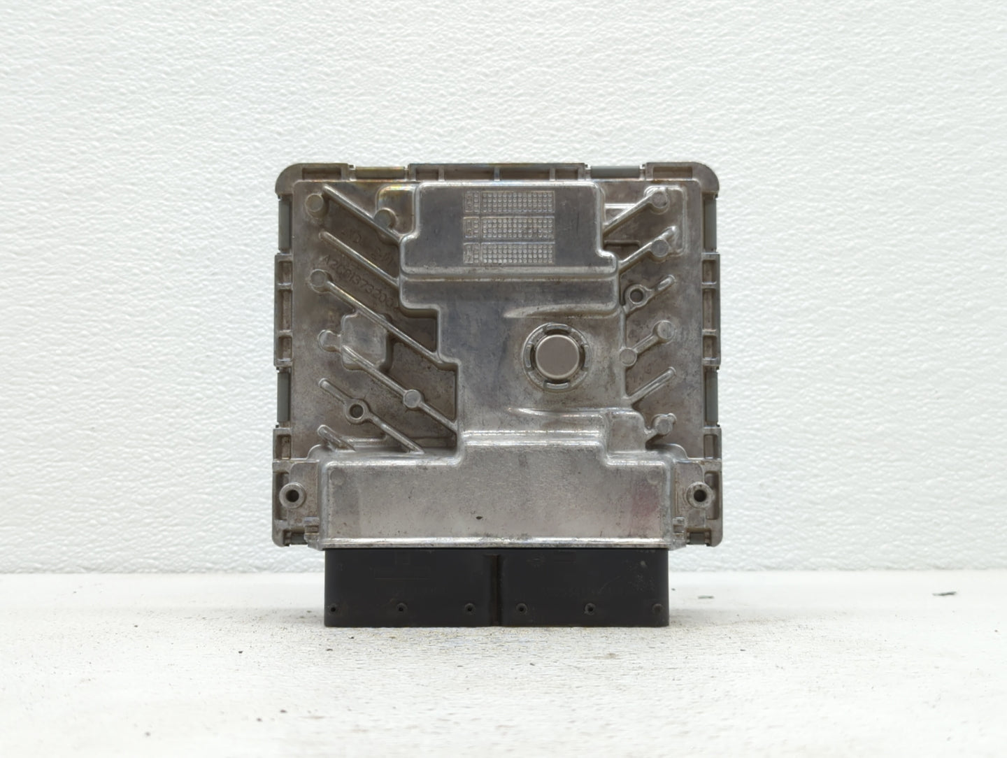 2017 Volkswagen Passat PCM Engine Control Computer ECU ECM PCU OEM P/N:06K 907 425 C Fits OEM Used Auto Parts - Oemusedautop