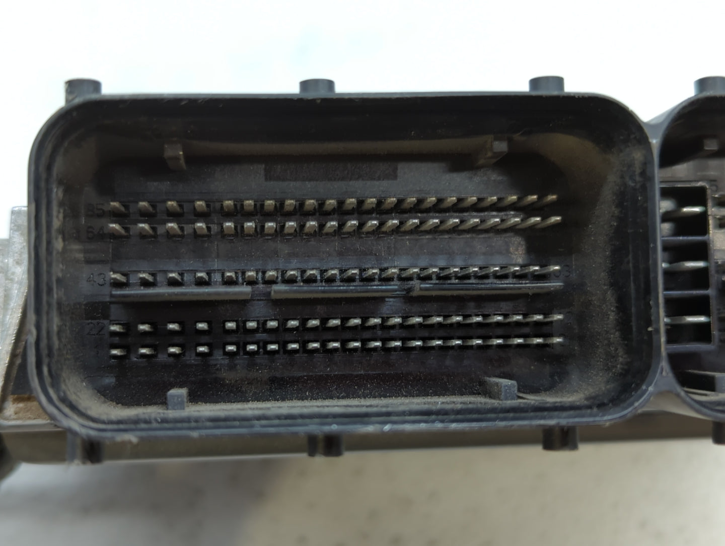 2017 Volkswagen Passat PCM Engine Control Computer ECU ECM PCU OEM P/N:06K 907 425 C Fits OEM Used Auto Parts - Oemusedautop