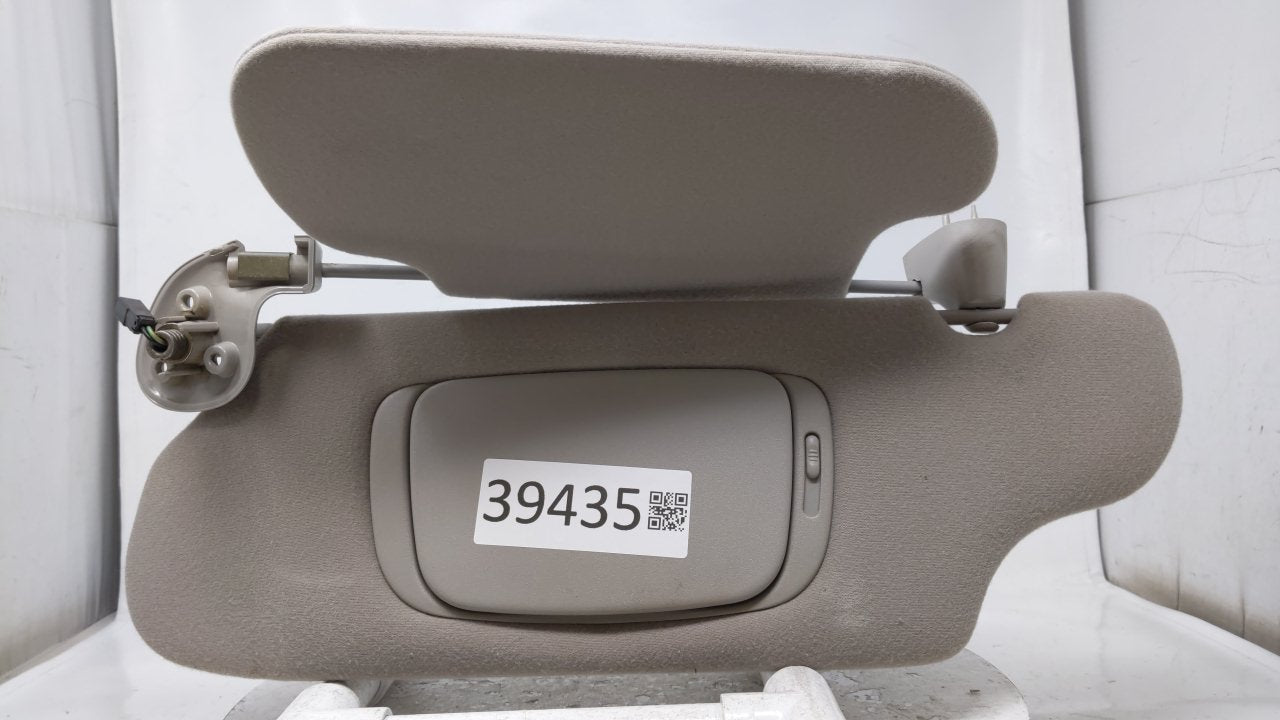 2009-2018 Volkswagen Passat Sun Visor Shade Replacement Passenger Right Mirror Fits OEM Used Auto Parts - Oemusedautoparts1.