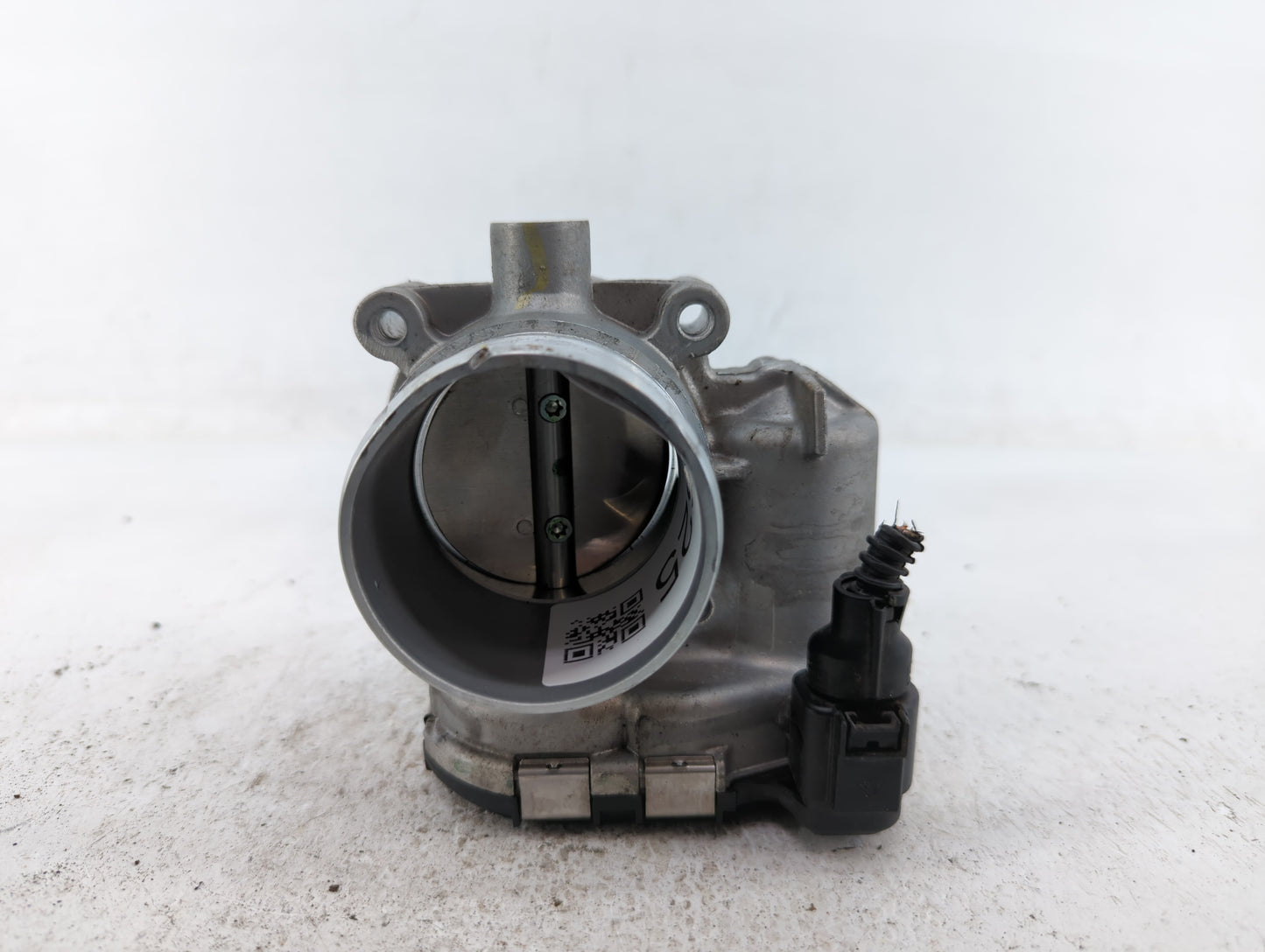 2014-2017 Volkswagen Passat Throttle Body P/N:06K 133 062 D 06K 133 062 E, 06K 133 062 AA Fits Fits 2014 2015 2016 2017 OEM 
