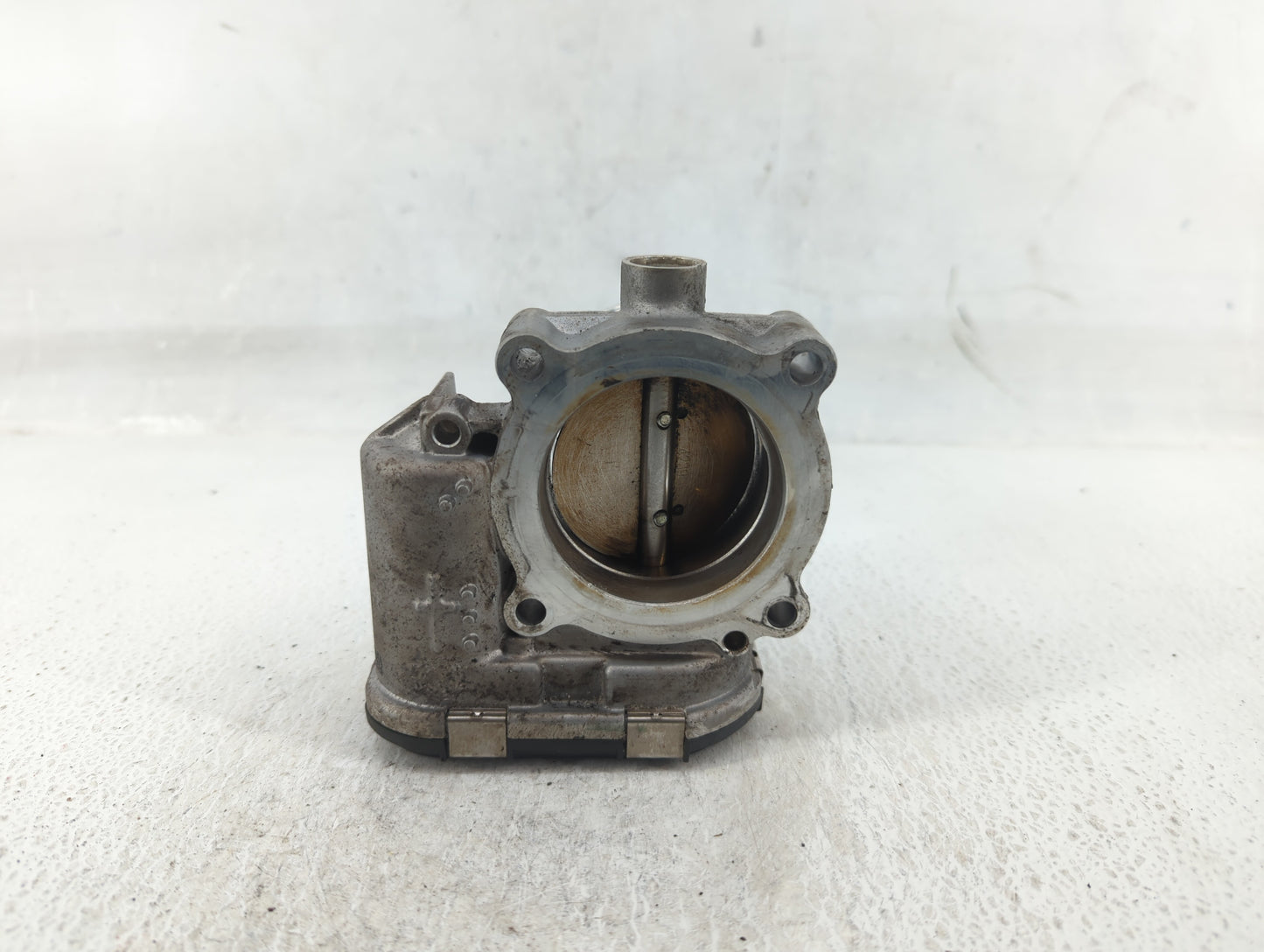 2014-2017 Volkswagen Passat Throttle Body P/N:06K 133 062 E Fits Fits 2014 2015 2016 2017 OEM Used Auto Parts - Oemusedautop
