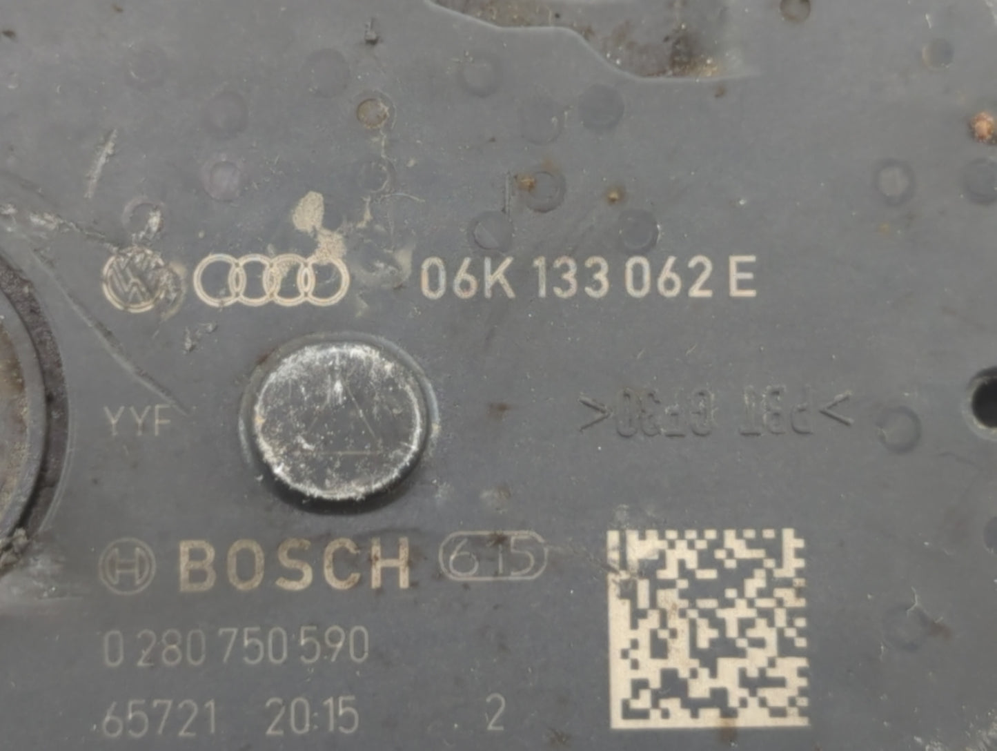 2014-2017 Volkswagen Passat Throttle Body P/N:06K 133 062 E Fits Fits 2014 2015 2016 2017 OEM Used Auto Parts - Oemusedautop