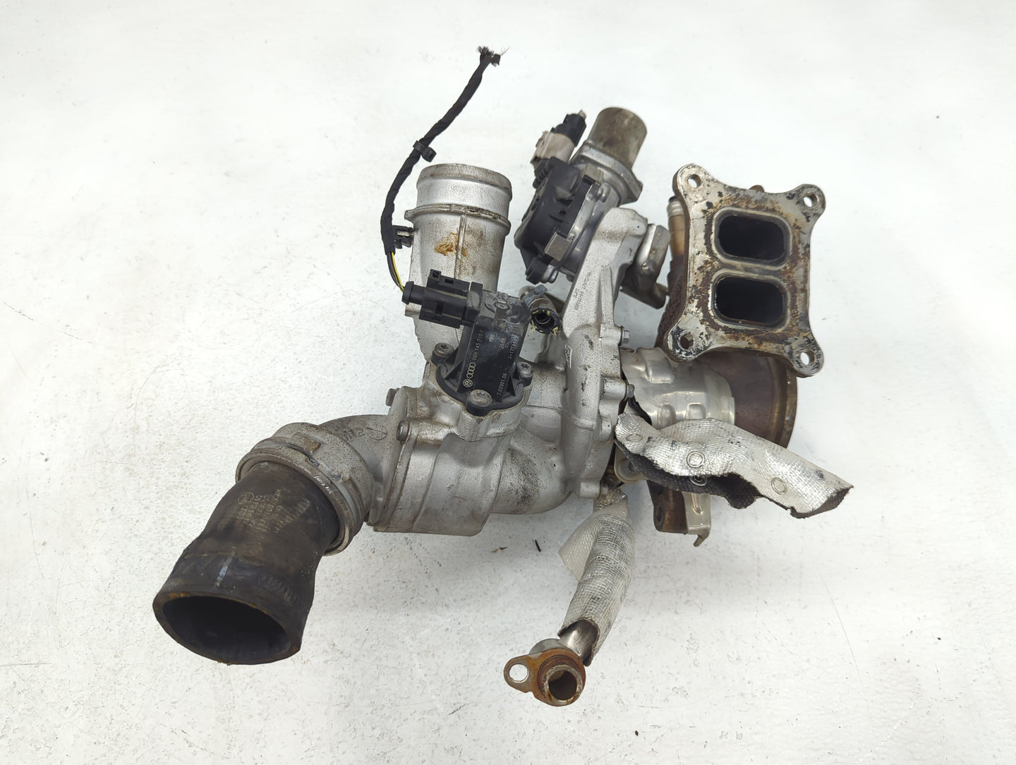 2012 Volkswagen Passat Turbocharger Exhaust Manifold With Turbo Charger - Oemusedautoparts1.com