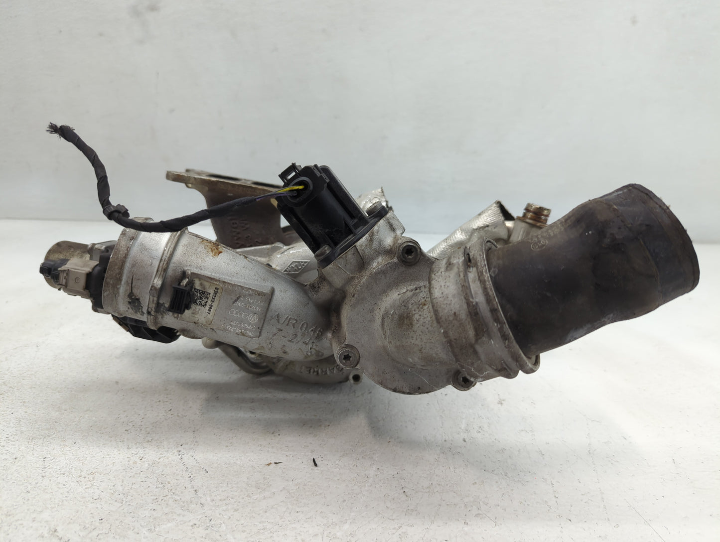 2012 Volkswagen Passat Turbocharger Exhaust Manifold With Turbo Charger - Oemusedautoparts1.com