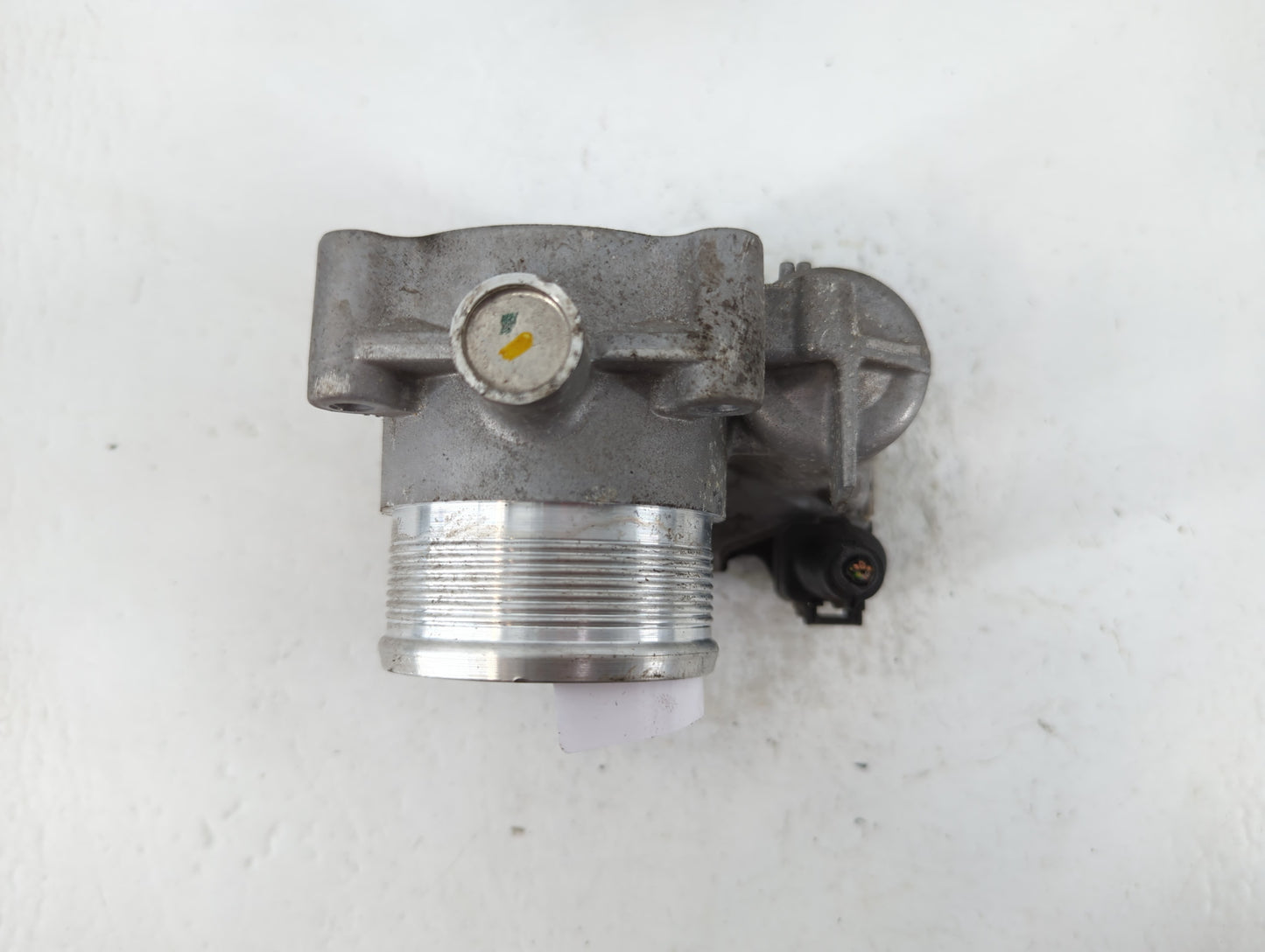 2014-2017 Volkswagen Passat Throttle Body P/N:06K 133 062 AA Fits Fits 2014 2015 2016 2017 OEM Used Auto Parts - Oemusedauto