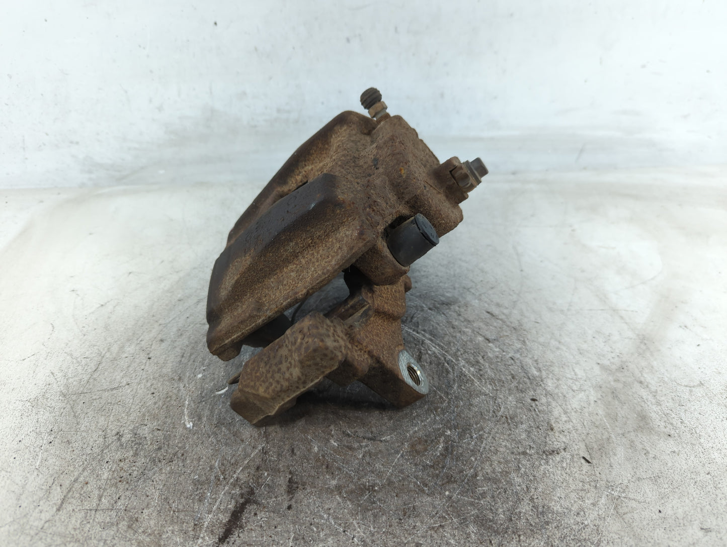 2015-2020 Volkswagen Passat Front Passenger Right Brake Caliper 699729 - Oemusedautoparts1.com