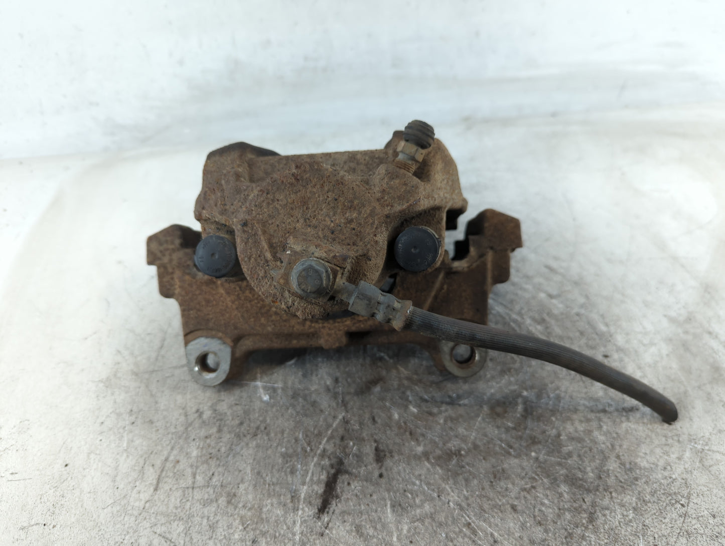 2015-2020 Volkswagen Passat Front Passenger Right Brake Caliper 699729 - Oemusedautoparts1.com