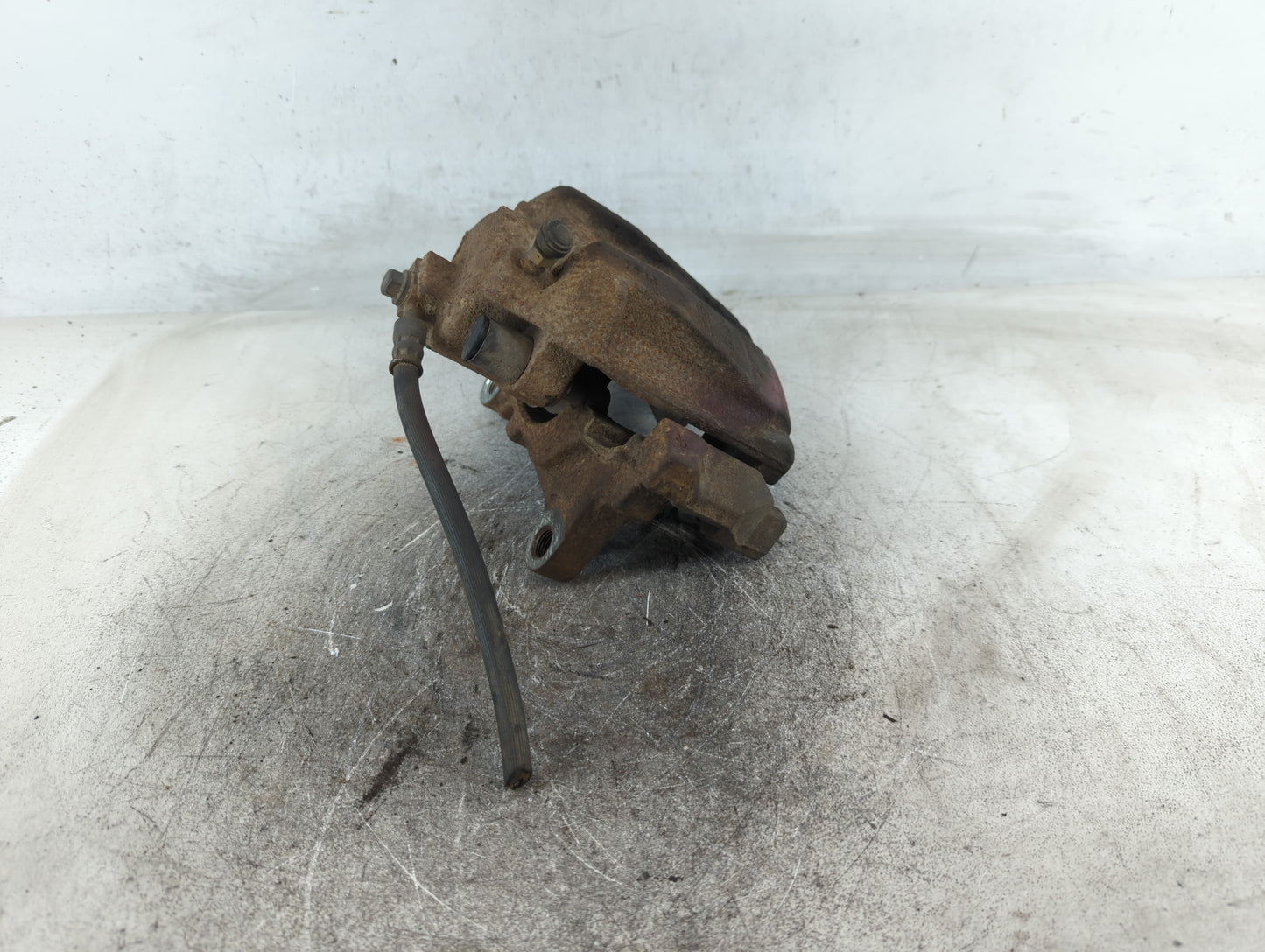 2015-2020 Volkswagen Passat Front Passenger Right Brake Caliper 699729 - Oemusedautoparts1.com