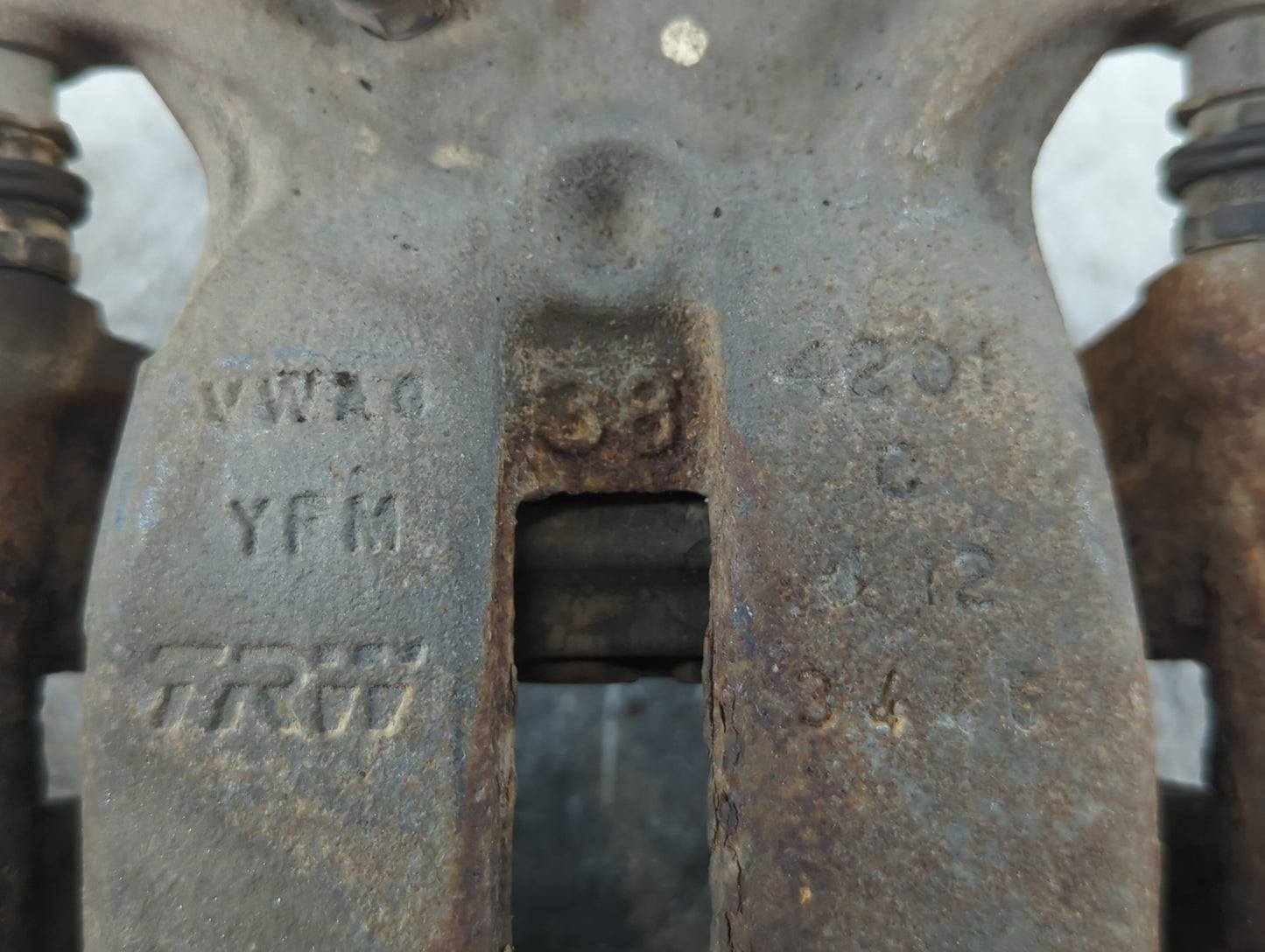 2015-2020 Volkswagen Passat Front Passenger Right Brake Caliper 699954 - Oemusedautoparts1.com