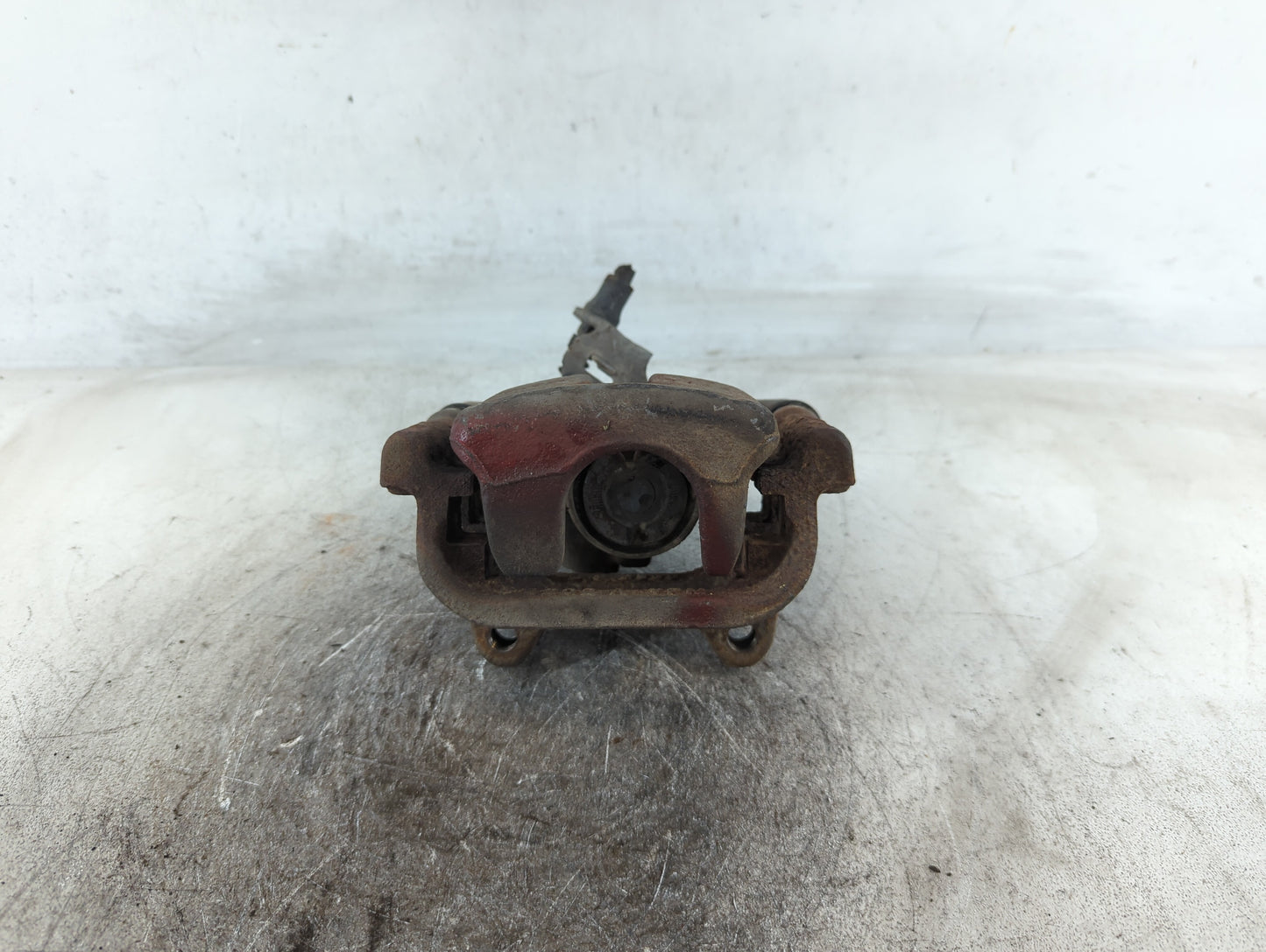 2015-2020 Volkswagen Passat Front Passenger Right Brake Caliper - Oemusedautoparts1.com