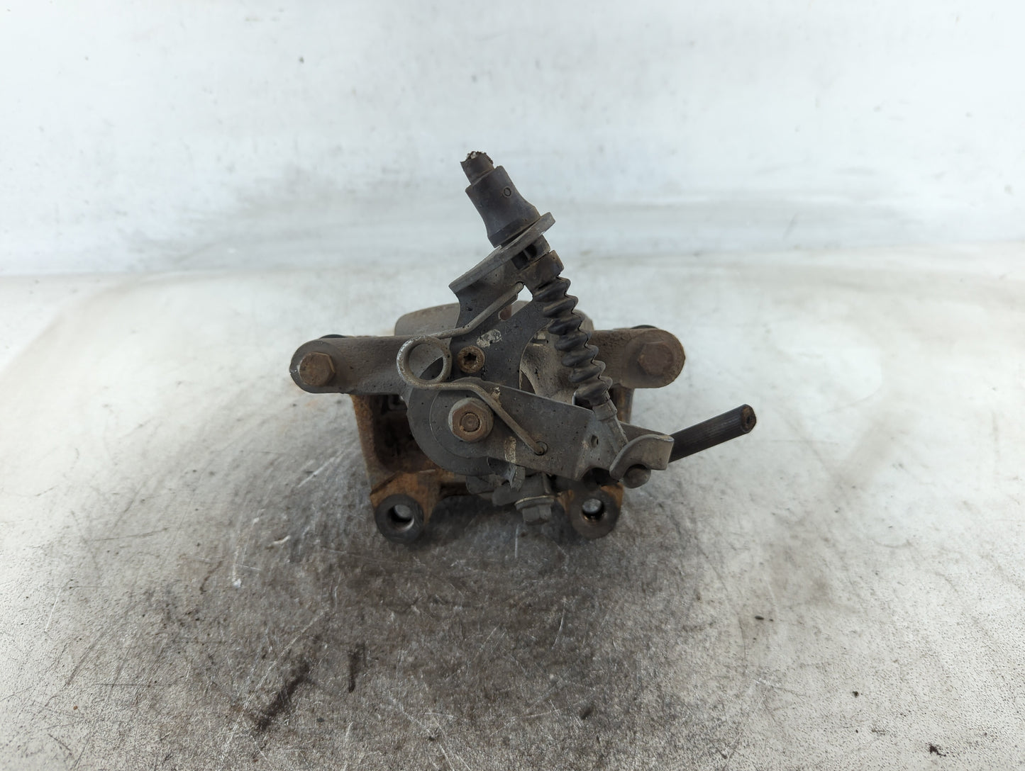 2015-2020 Volkswagen Passat Front Passenger Right Brake Caliper 699954 - Oemusedautoparts1.com