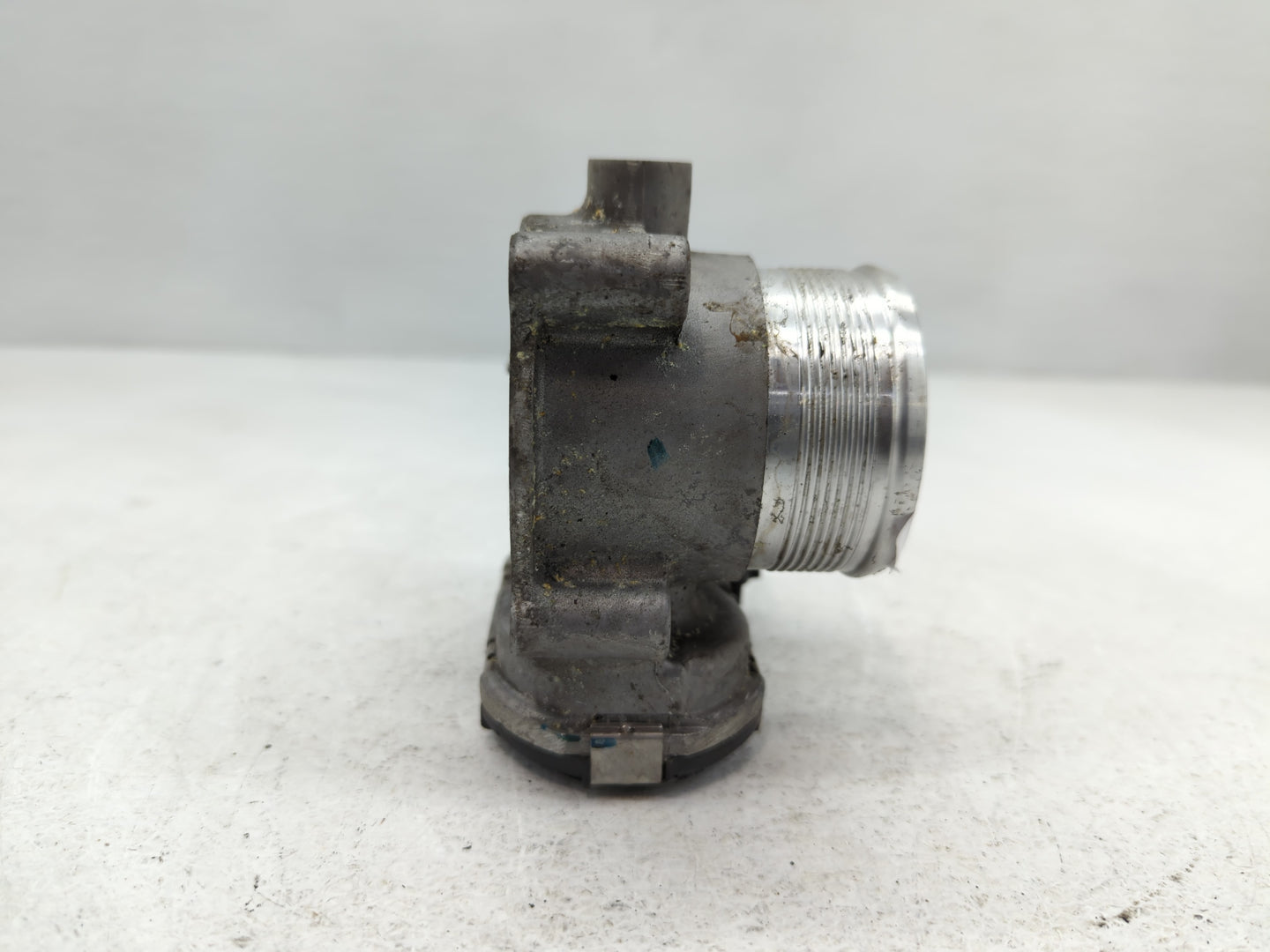 2014-2017 Volkswagen Passat Throttle Body P/N:0 280 750 590 96K 133 062 E Fits Fits 2014 2015 2016 2017 OEM Used Auto Parts 