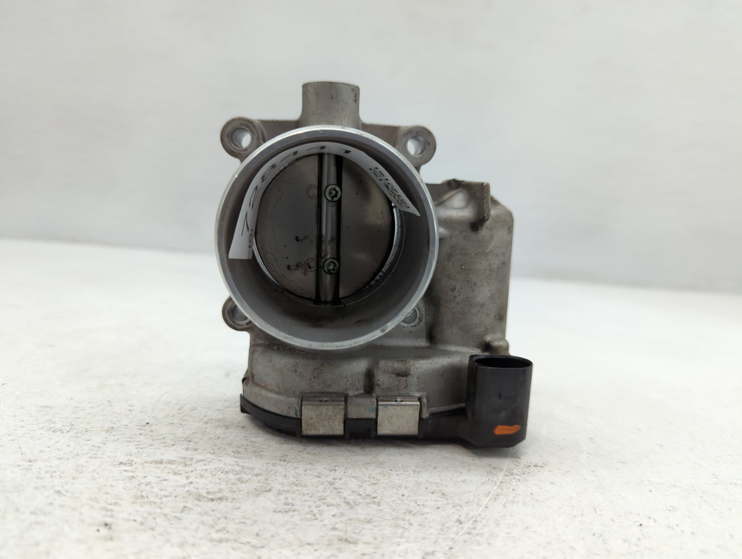 2014-2017 Volkswagen Passat Throttle Body P/N:0 280 750 588 06K 133 062 D Fits Fits 2014 2015 2016 2017 OEM Used Auto Parts 