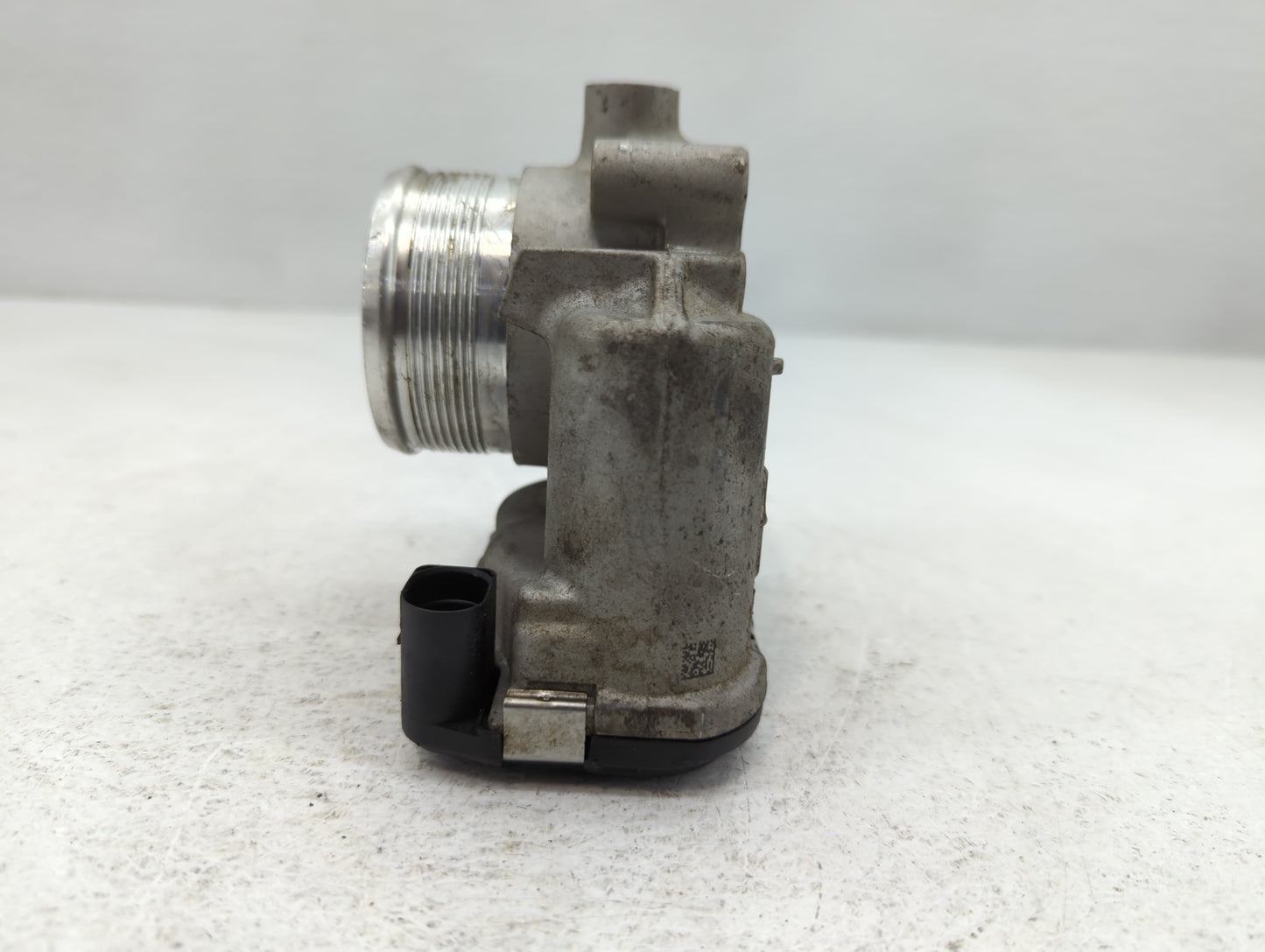 2014-2017 Volkswagen Passat Throttle Body P/N:0 280 750 588 06K 133 062 D Fits Fits 2014 2015 2016 2017 OEM Used Auto Parts 