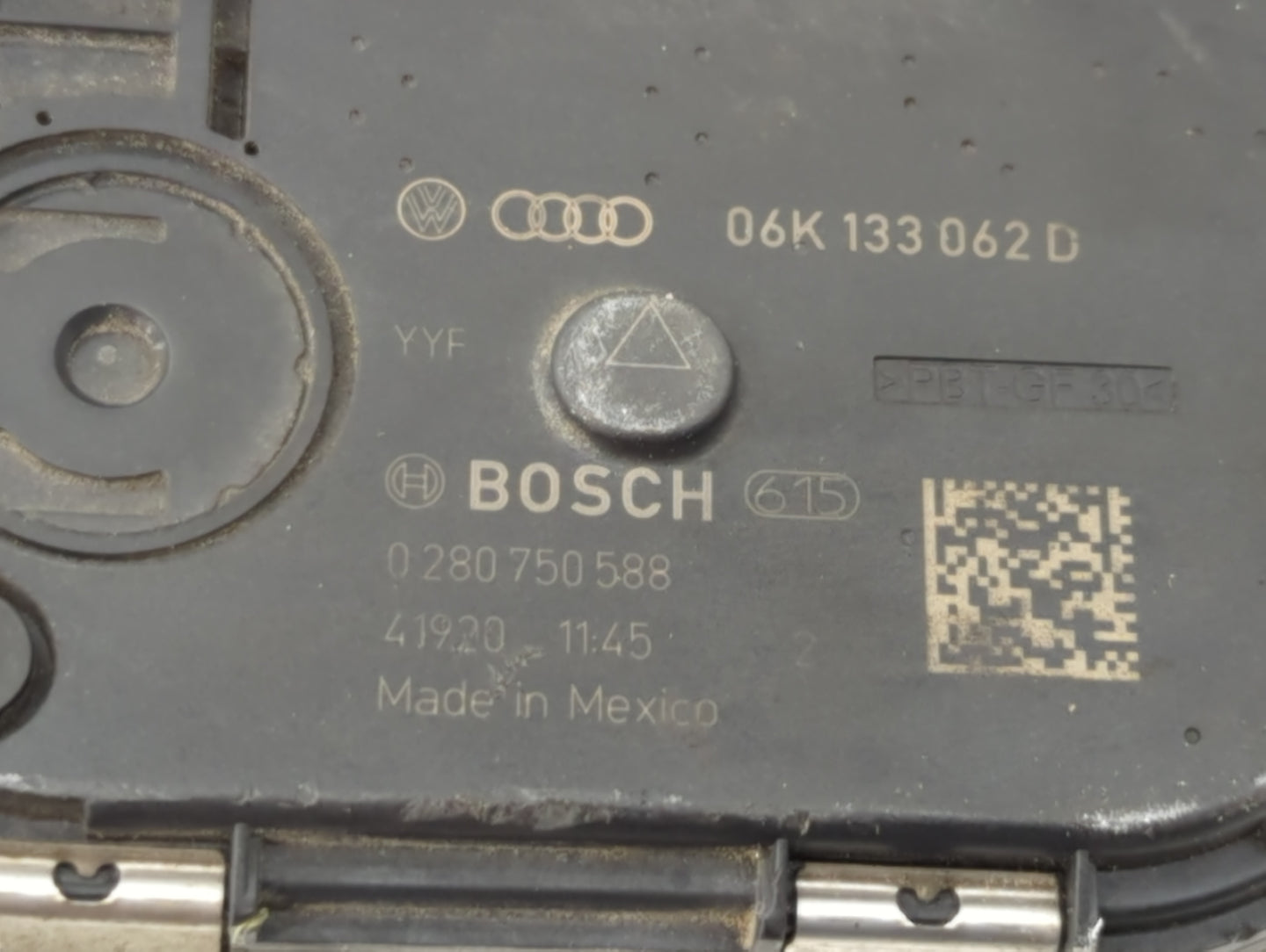 2014-2017 Volkswagen Passat Throttle Body P/N:0 280 750 588 06K 133 062 D Fits Fits 2014 2015 2016 2017 OEM Used Auto Parts 
