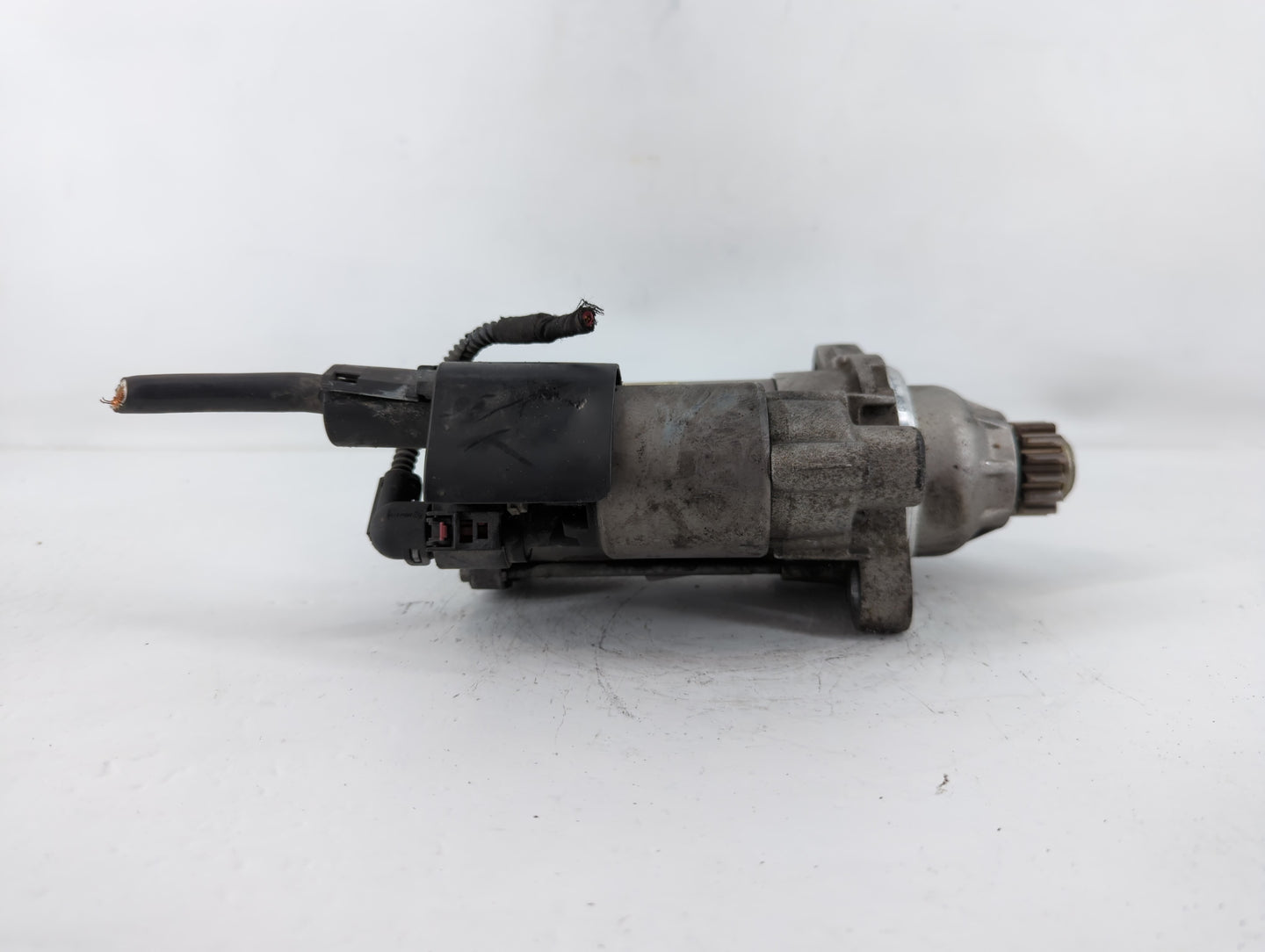 2014-2020 Volkswagen Passat Car Starter Motor Solenoid OEM P/N:28022017 02M 911 024 R Fits OEM Used Auto Parts - Oemusedauto