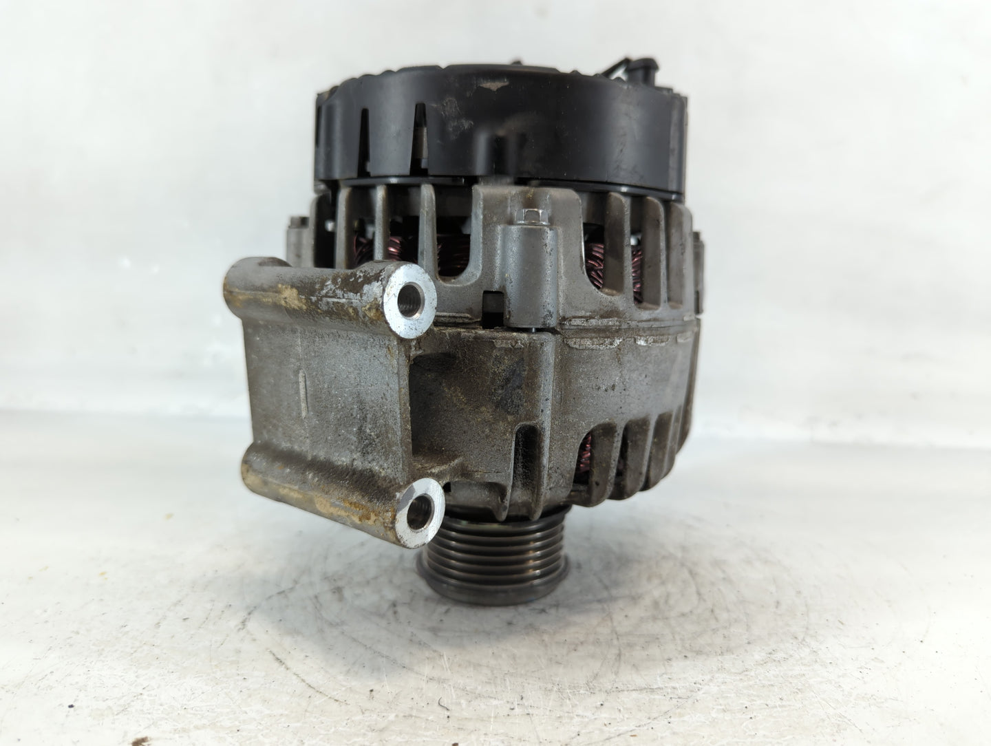 2014-2017 Volkswagen Passat Alternator Replacement Generator Charging Assembly Engine OEM P/N:06K 903 023 B Fits OEM Used Au