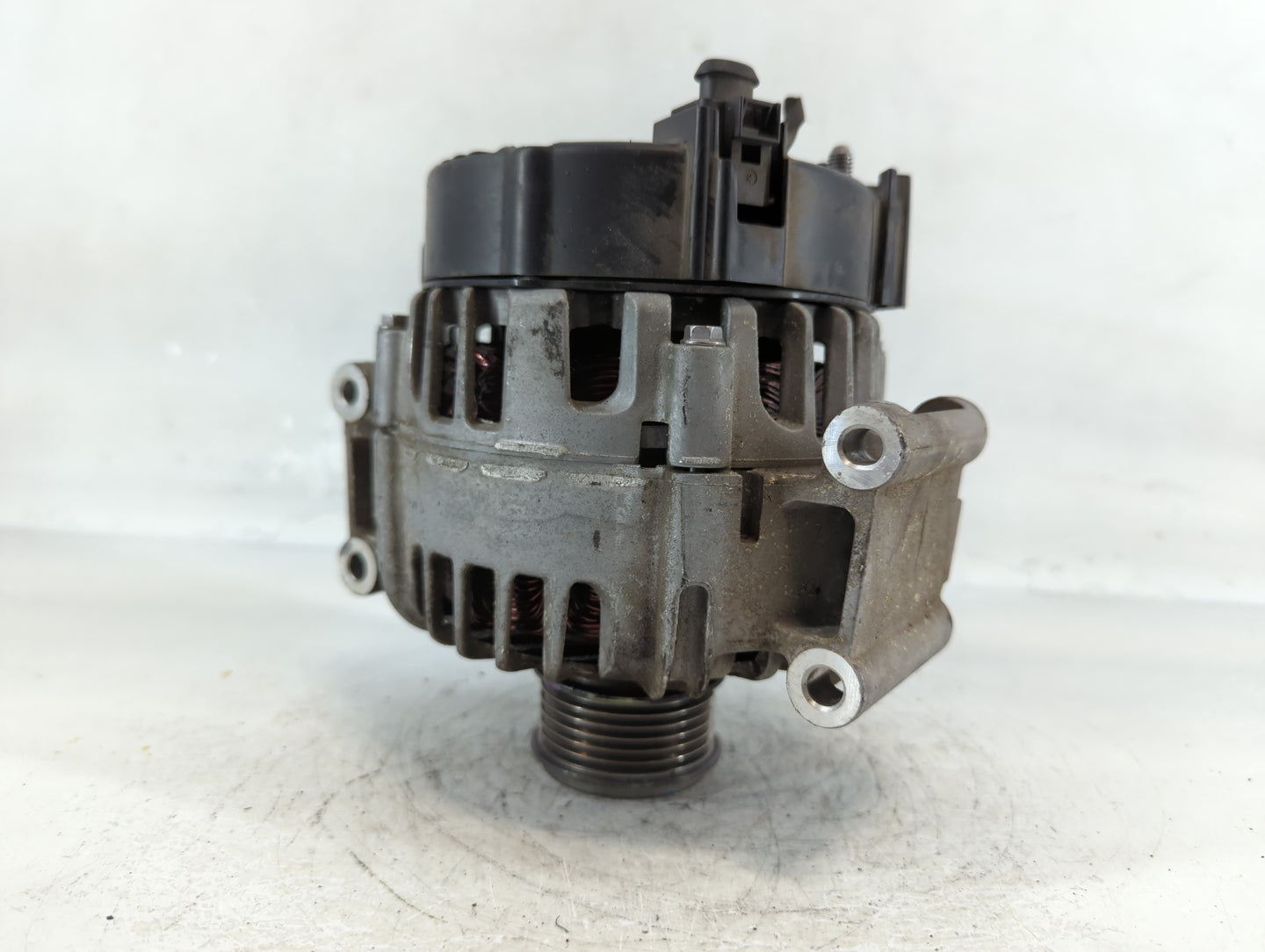 2014-2017 Volkswagen Passat Alternator Replacement Generator Charging Assembly Engine OEM P/N:06K 903 023 B Fits OEM Used Au