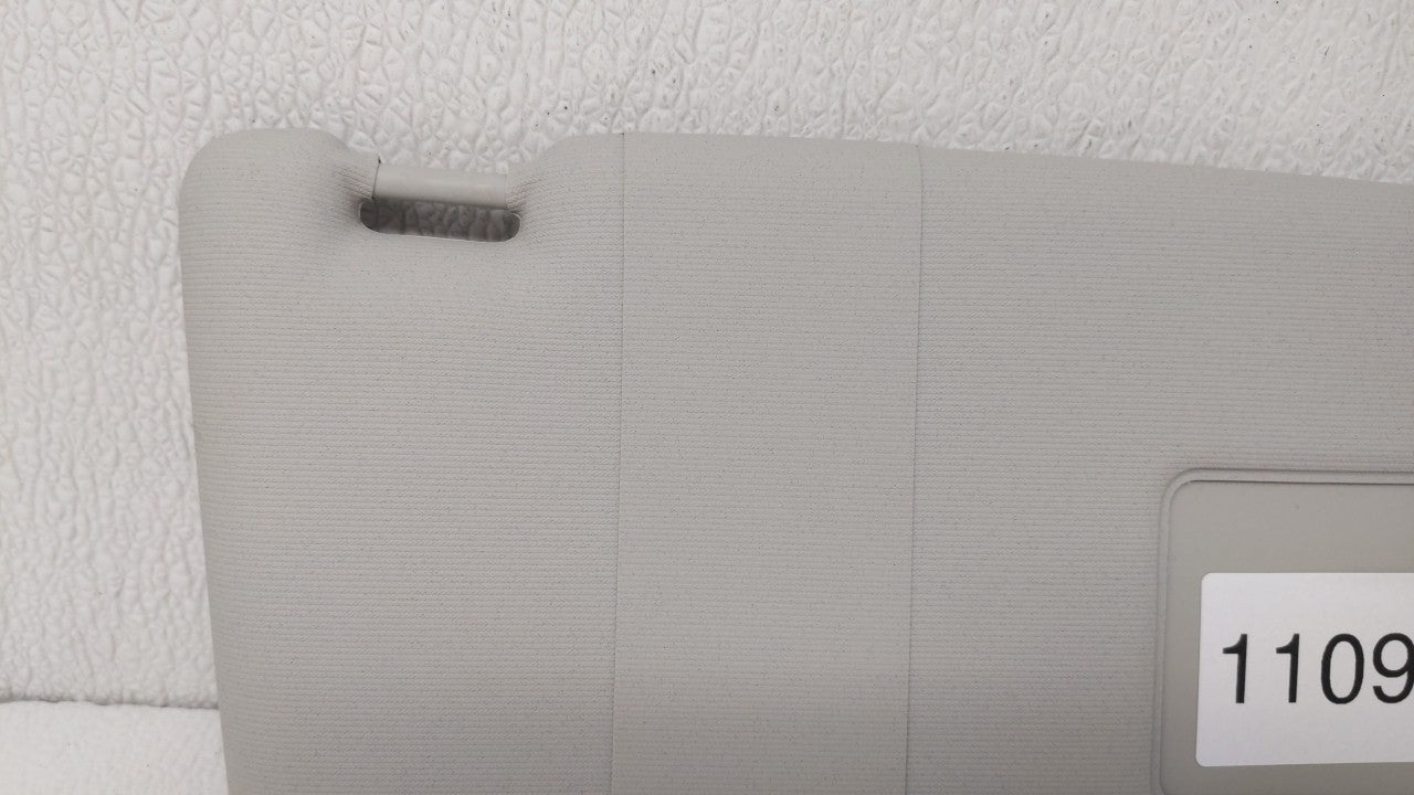 2017 Volkswagen Passat Sun Visor Shade Replacement Passenger Right Mirror Fits Fits 2013 OEM Used Auto Parts - Oemusedautopa