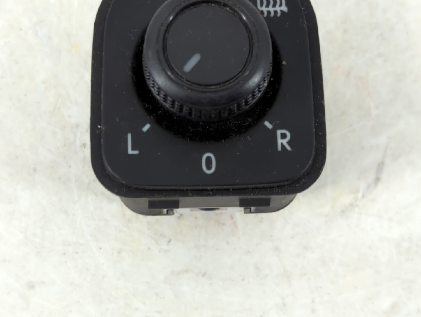 2009-2018 Volkswagen Tiguan Master Power Window Switch Replacement Driver Side Left P/N:1K0 959 565 N 1K0 959 565 K Fits OEM
