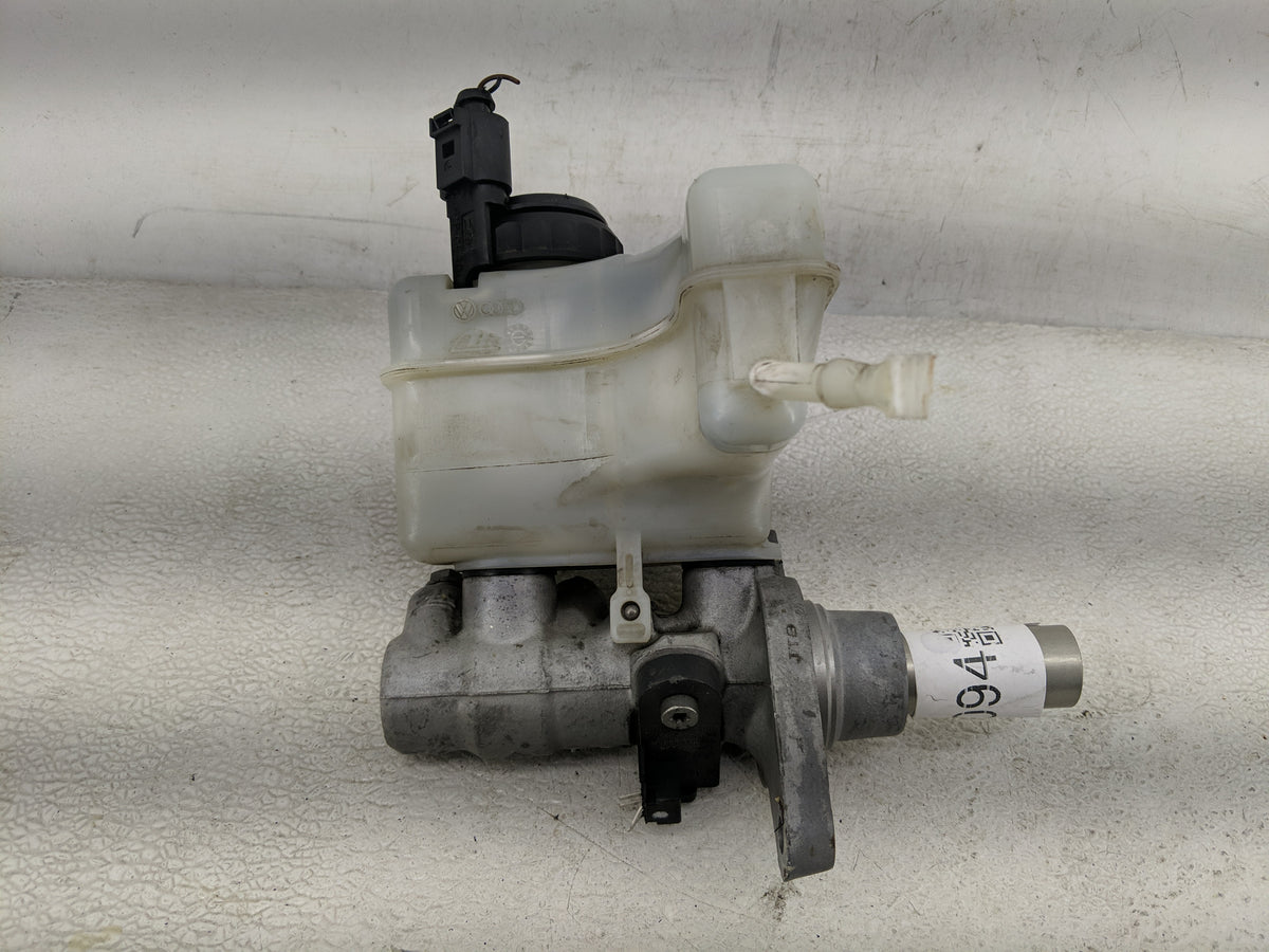 Volkswagen Tiguan Power Brake Booster Oem 1290094 - Oemusedautoparts1.com