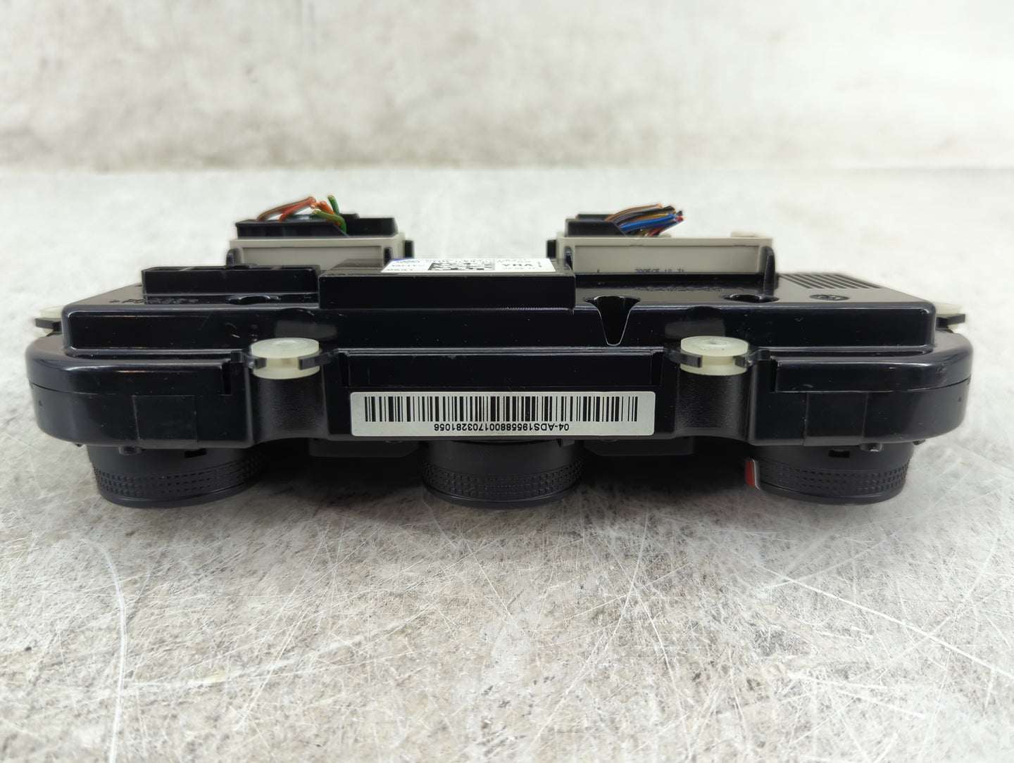2016-2017 Volkswagen Tiguan Climate Control Module Temperature AC/Heater Replacement P/N:561 907 426F ZJU 5HB 011 898-08 Fit