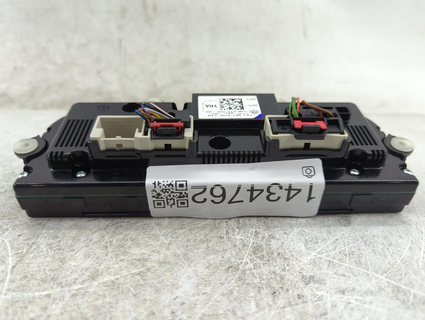 2016-2017 Volkswagen Tiguan Climate Control Module Temperature AC/Heater Replacement P/N:561 907 426F ZJU 5HB 011 898-08 Fit