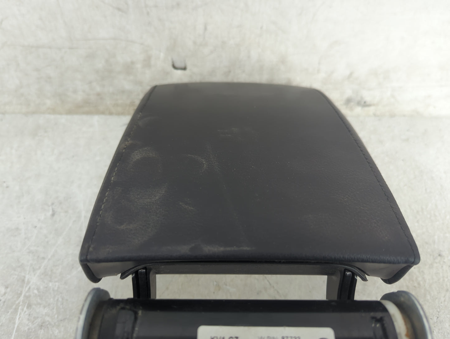 2017 Volkswagen Tiguan Center Console Armrest Cover Lid Fits OEM Used Auto Parts - Oemusedautoparts1.com