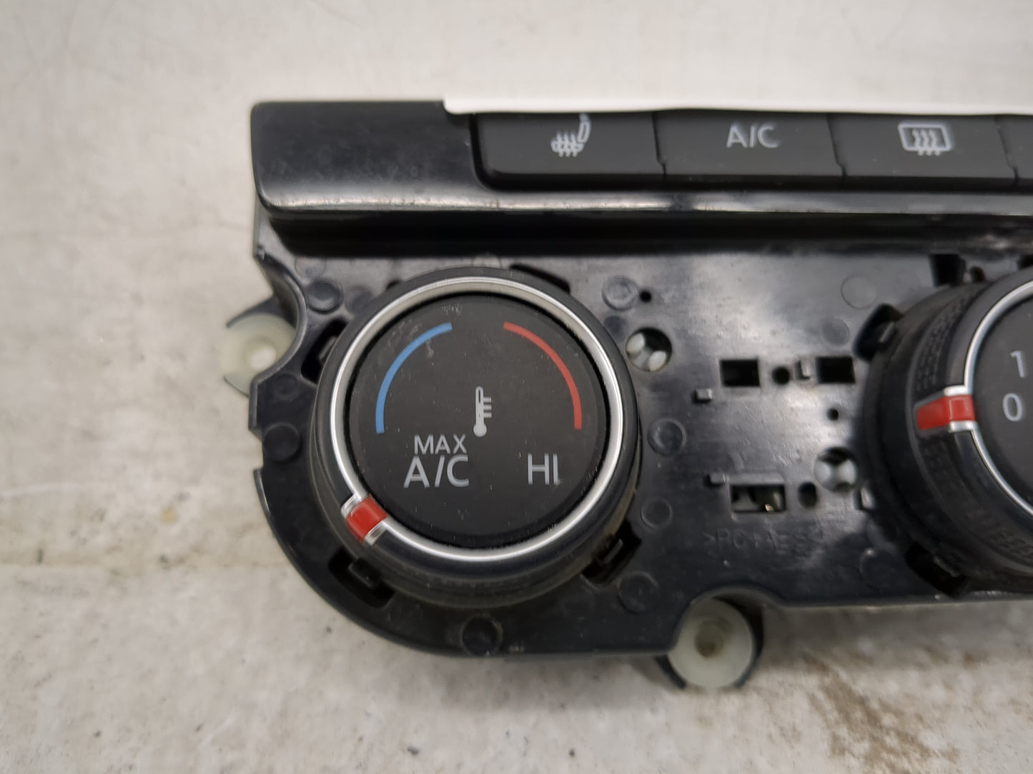 2016-2017 Volkswagen Tiguan Climate Control Module Temperature AC/Heater Replacement P/N:561 907 426G Fits Fits 2016 2017 20