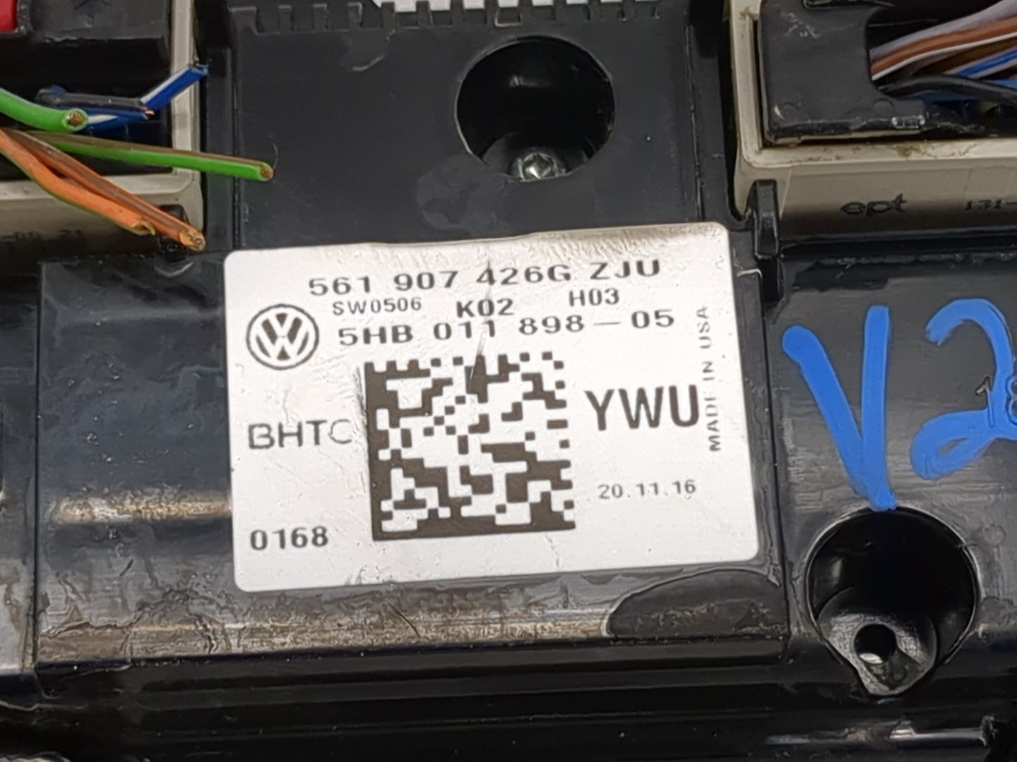 2016-2017 Volkswagen Tiguan Climate Control Module Temperature AC/Heater Replacement P/N:561 907 426G Fits Fits 2016 2017 20