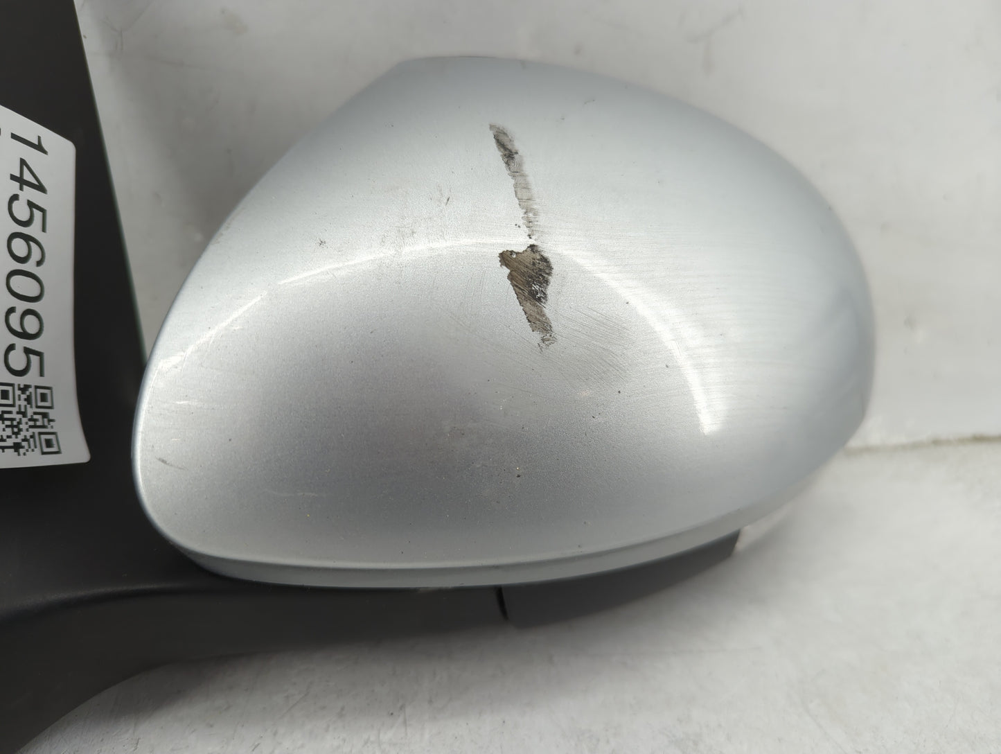 2009-2018 Volkswagen Tiguan Driver Side View Mirror - Left Door Mirror OEM Used - Oemusedautoparts1.com