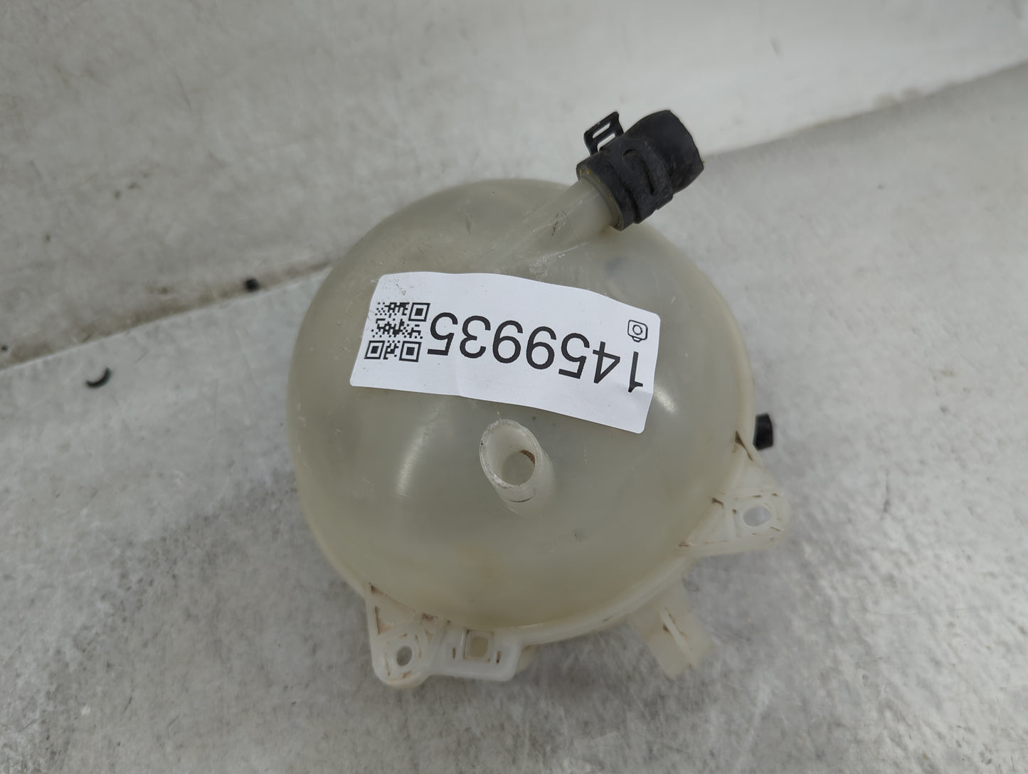 2009 Volkswagen Tiguan Radiator Coolant Overflow Expansion Tank Bottle 1459935 - Oemusedautoparts1.com
