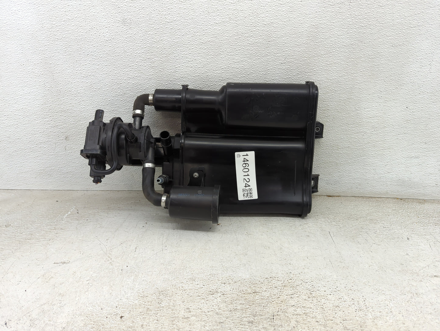 2017 Volkswagen Tiguan Fuel Vapor Charcoal Canister - Oemusedautoparts1.com
