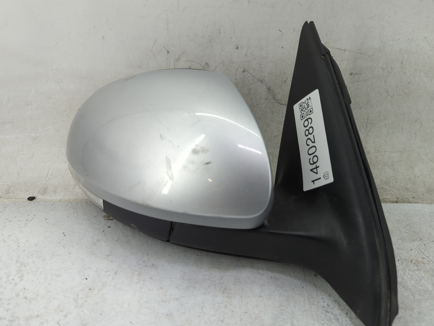 2009-2018 Volkswagen Tiguan Passenger Side View Mirror - Right Door Mirror OEM Used - Oemusedautoparts1.com
