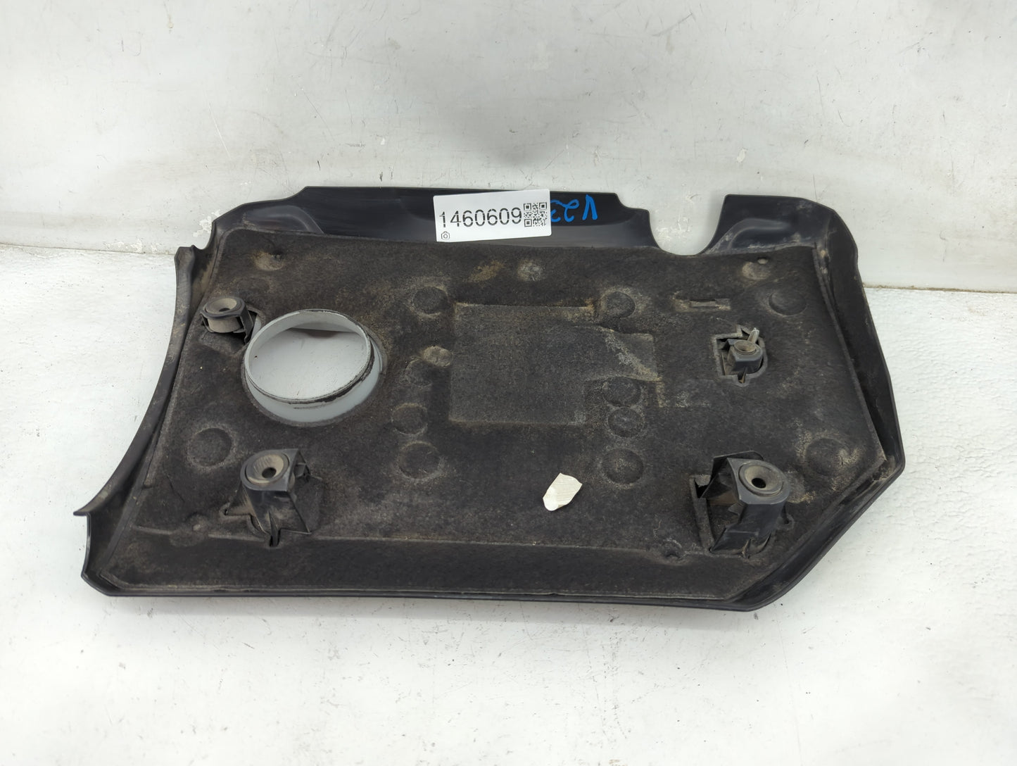 2017 Volkswagen Tiguan Engine Cover Black - Oemusedautoparts1.com