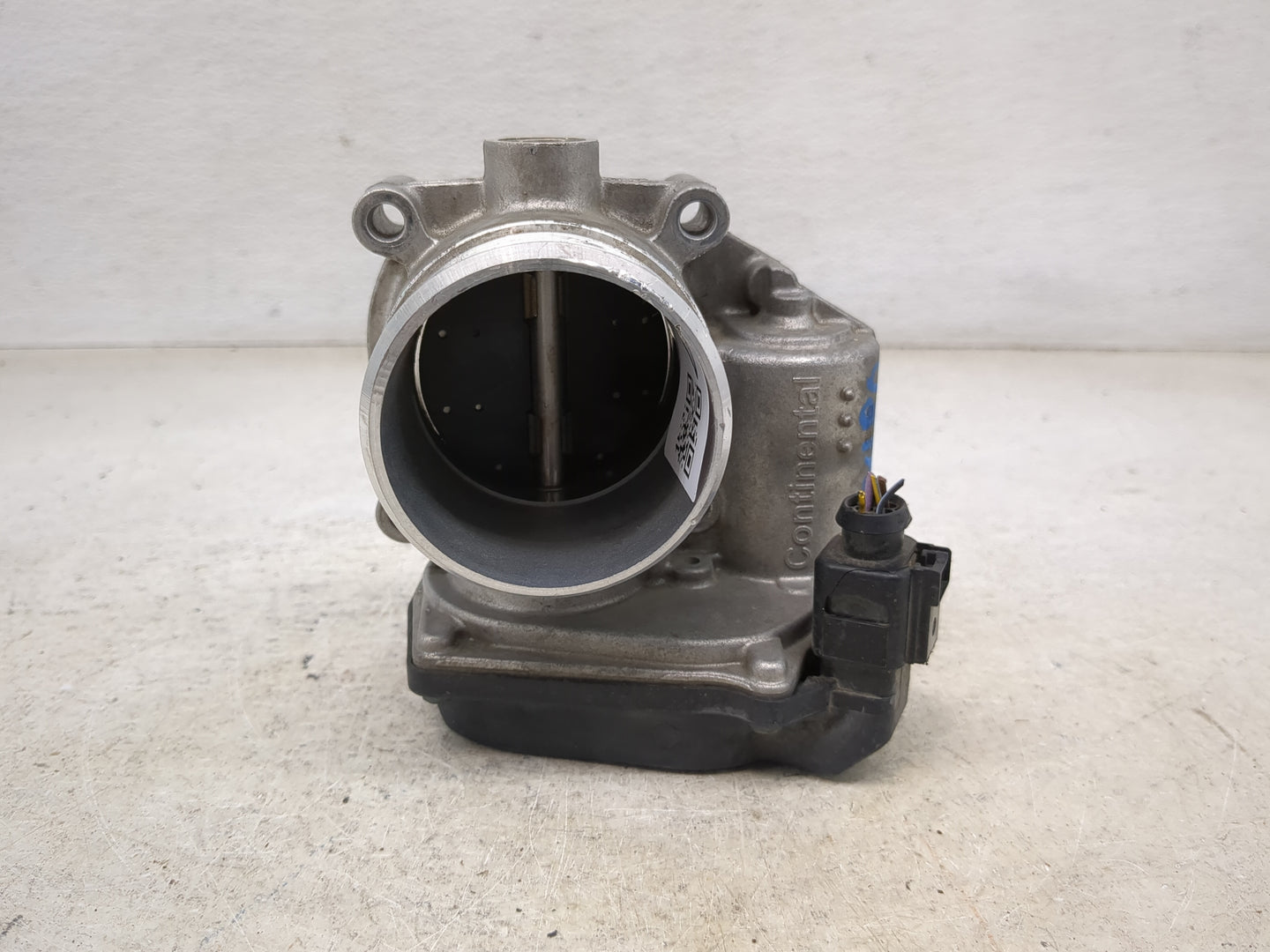 2009-2018 Volkswagen Tiguan Throttle Body P/N:A2C82494100 06F 133 062 T Fits OEM Used Auto Parts - Oemusedautoparts1.com