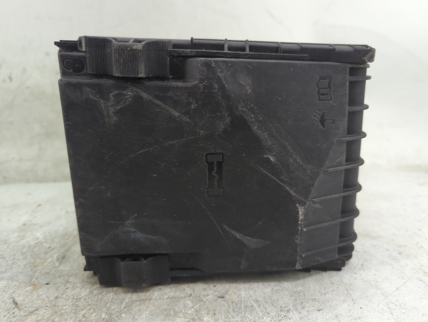 2012-2018 Volkswagen Tiguan Fusebox Fuse Box Panel Relay Module Fits Fits 2008 2009 2010 2012 2013 2014 2015 2016 2017 2018 