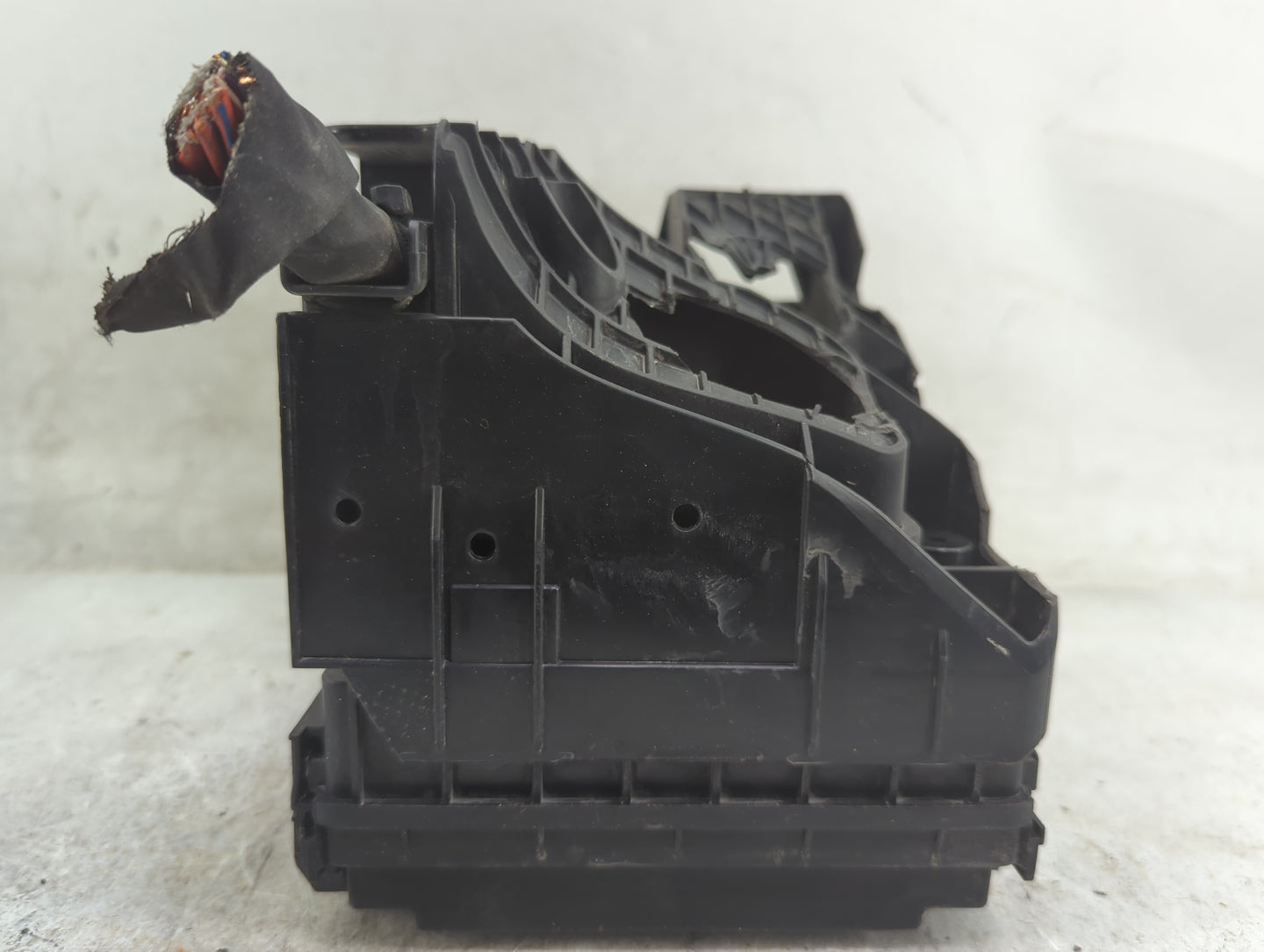 2012-2018 Volkswagen Tiguan Fusebox Fuse Box Panel Relay Module Fits Fits 2008 2009 2010 2012 2013 2014 2015 2016 2017 2018 